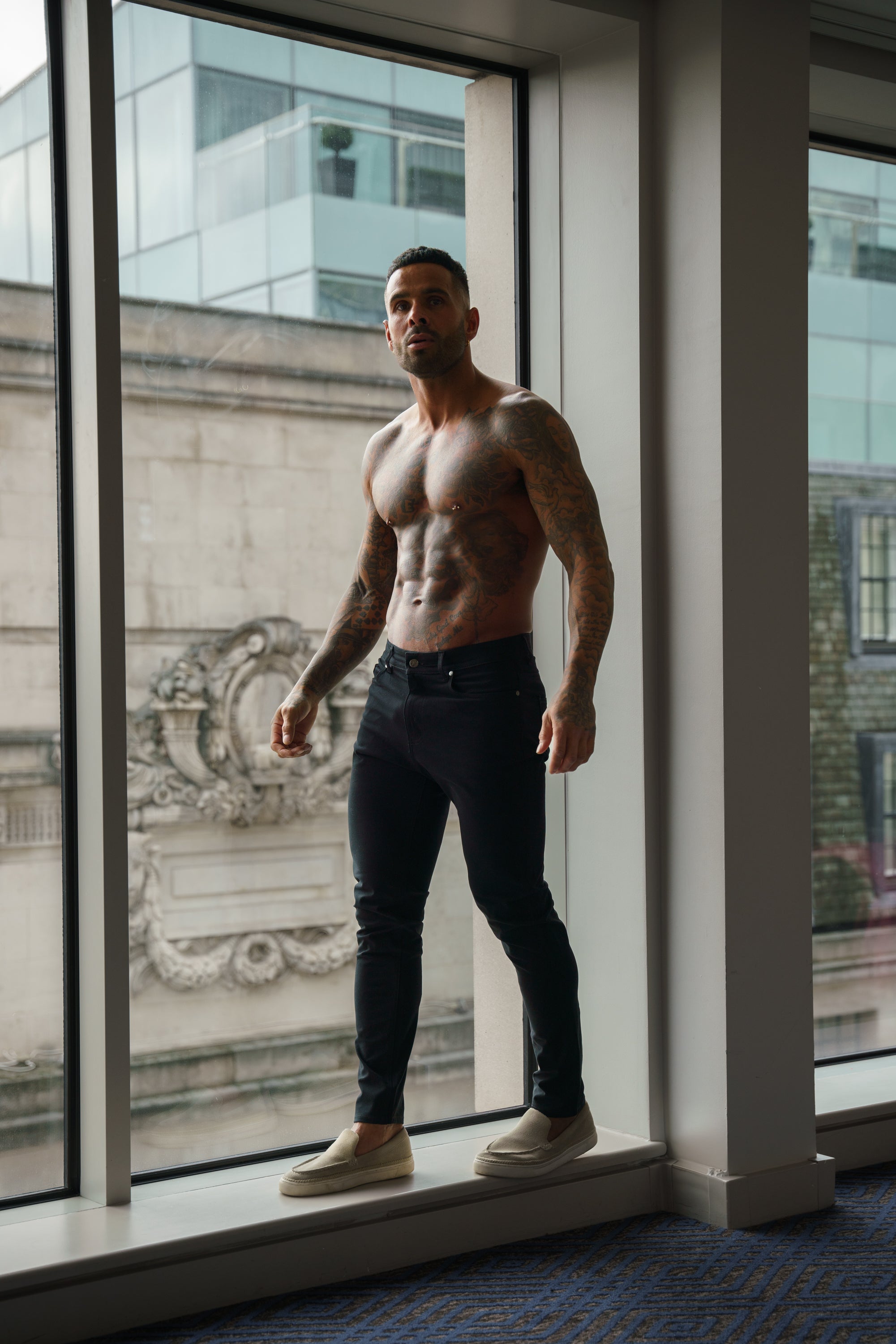 Ultra Stretch Black Relaxed Jeans - FSJEAN016