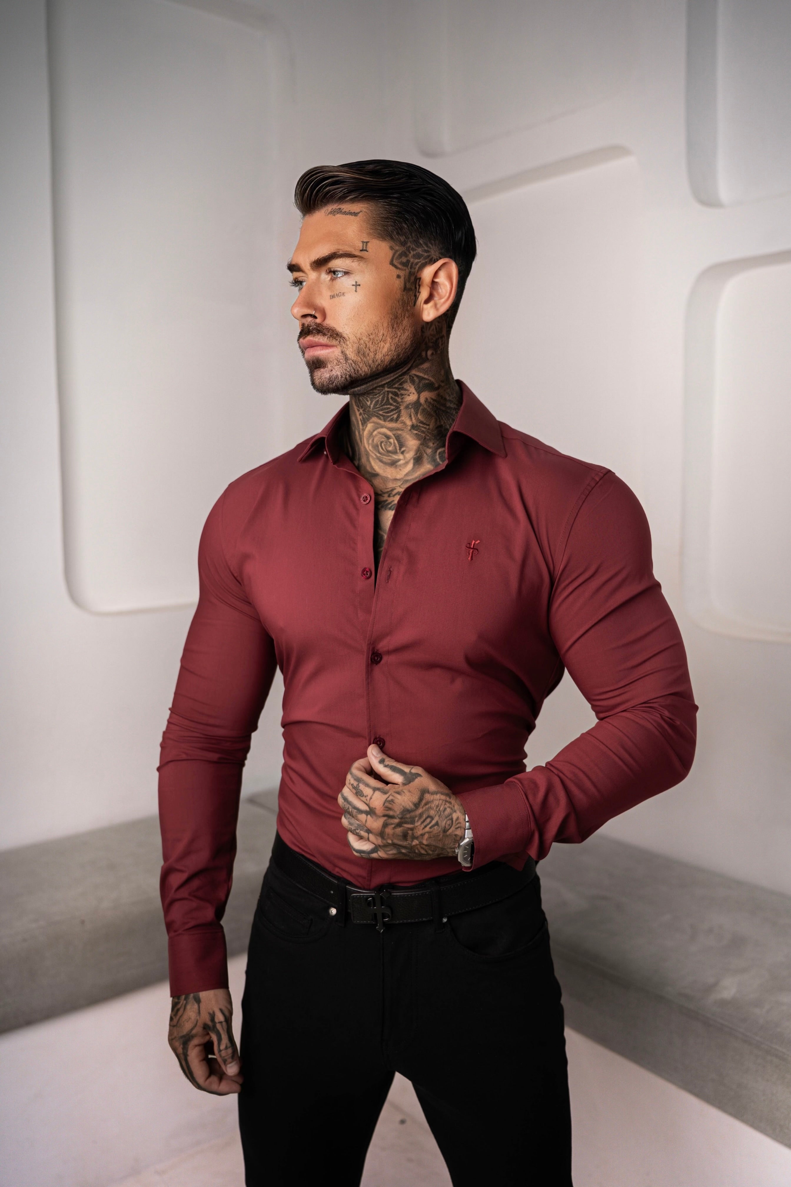 Muscle Fit Advanced Stretch Oxblood with Cutaway Collar - FS1201