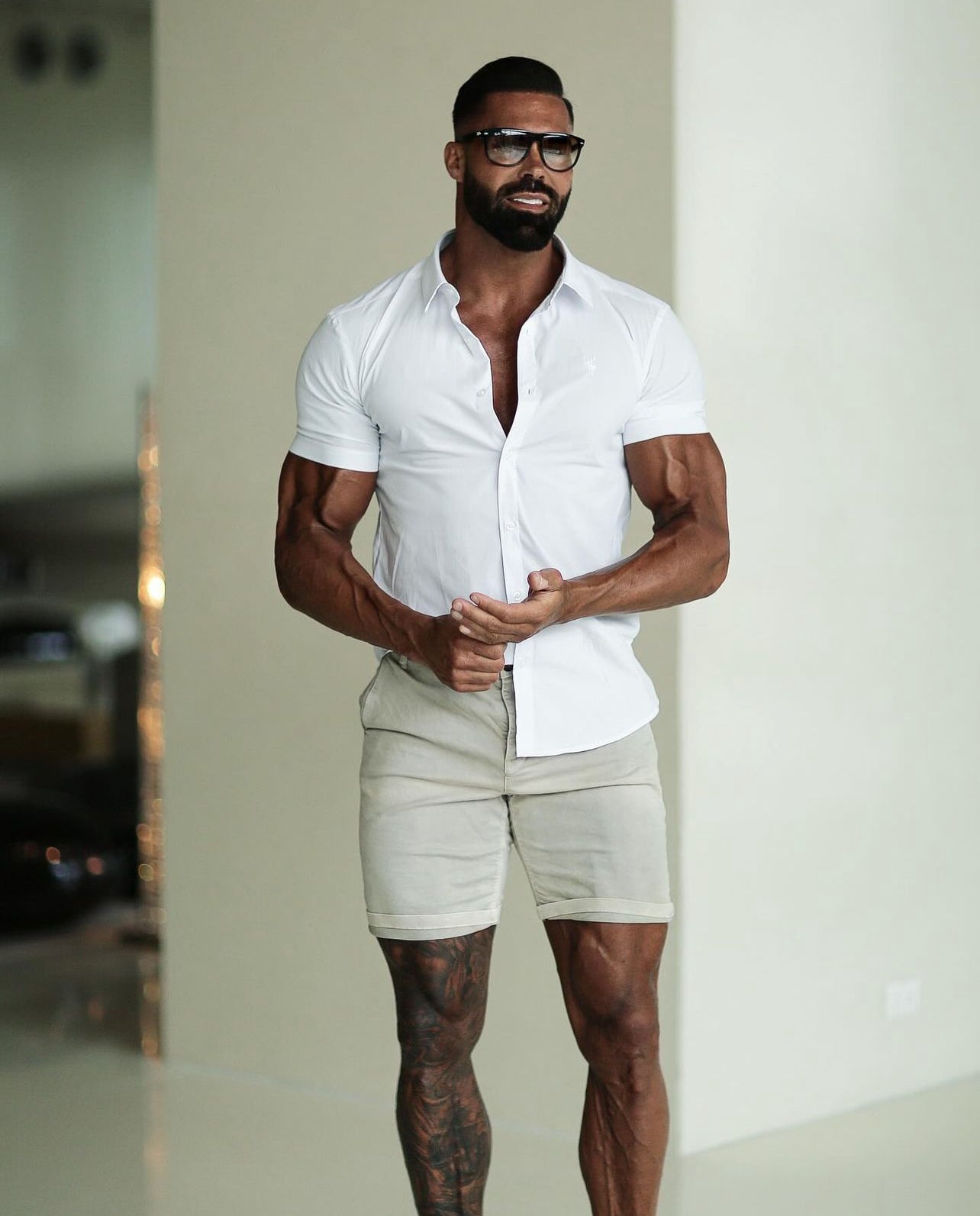 Super Slim White Short Sleeve Stretch with Back Box Pleat and Side Seam Detail - FS944