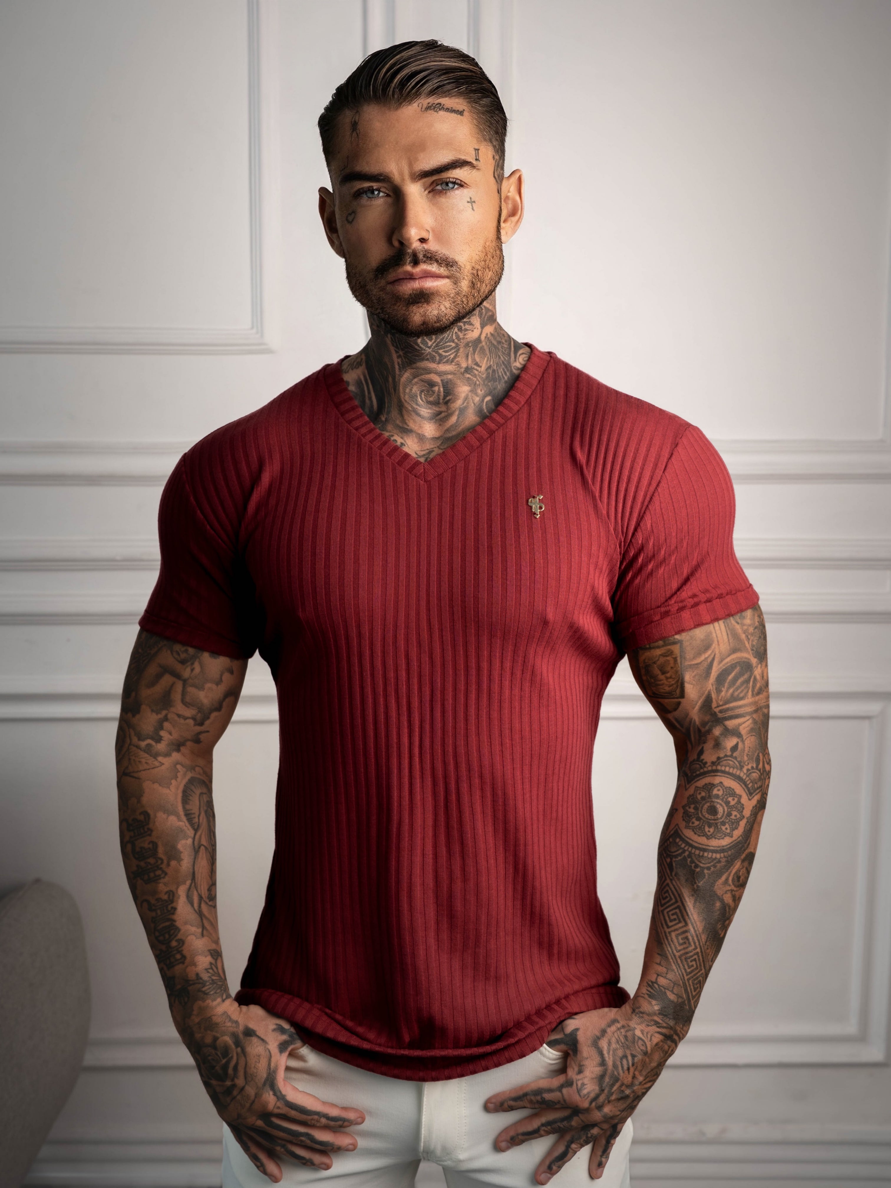 Super Slim Burgundy / Gold V Neck Ribbed Crew - FSH1367