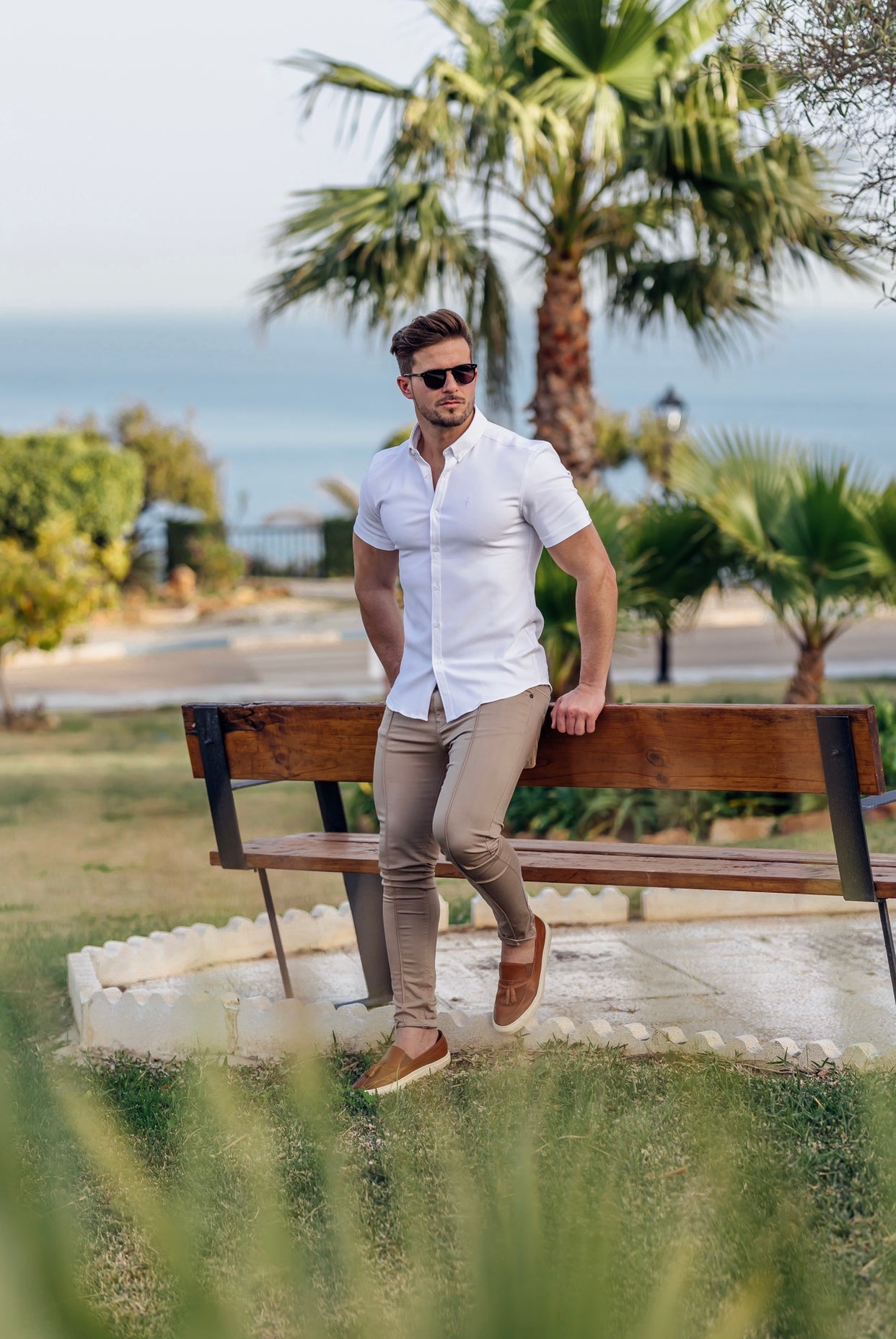 Super Slim Scuba White Short Sleeve Stretch - FS828 (PRE ORDER 10TH JUNE)