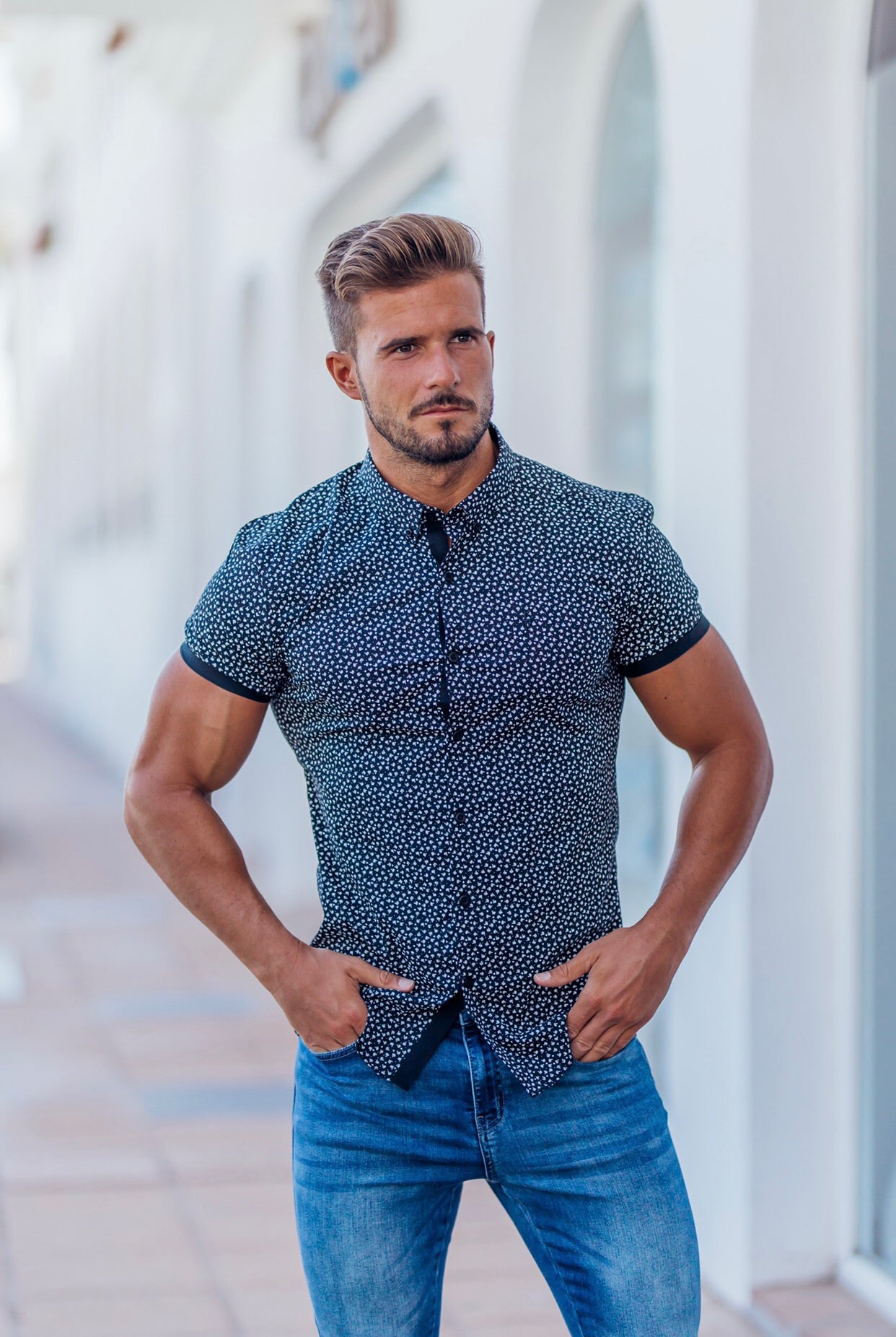 Super Slim Stretch Black & White Dandy Print Short Sleeve FS416