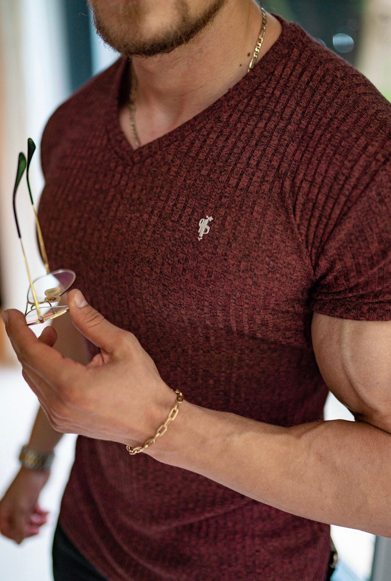 Classic Burgundy / Silver V Neck Ribbed Crew - FSH490