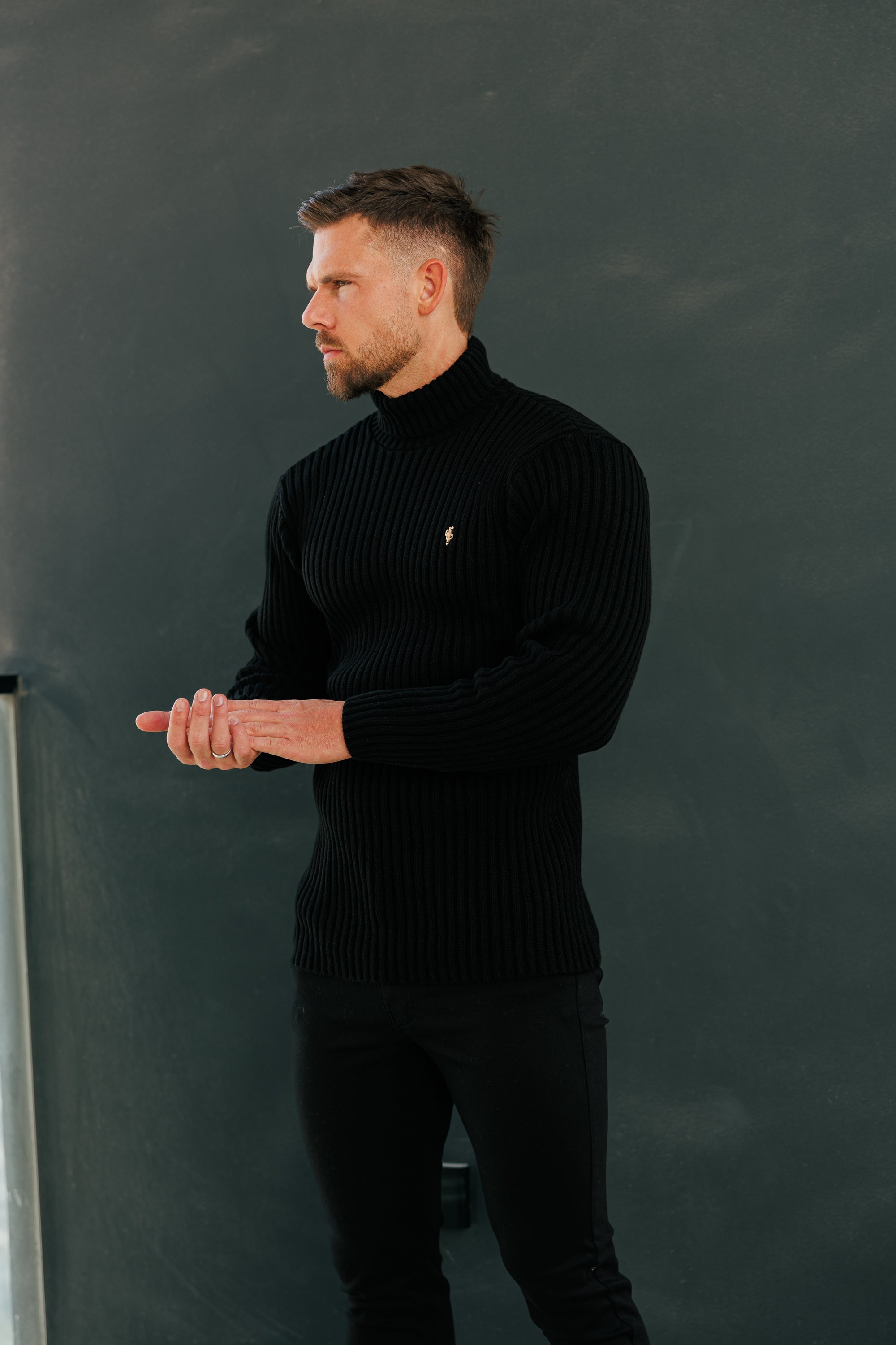 Ribbed Knit Black Roll Neck Jumper - FSJ113
