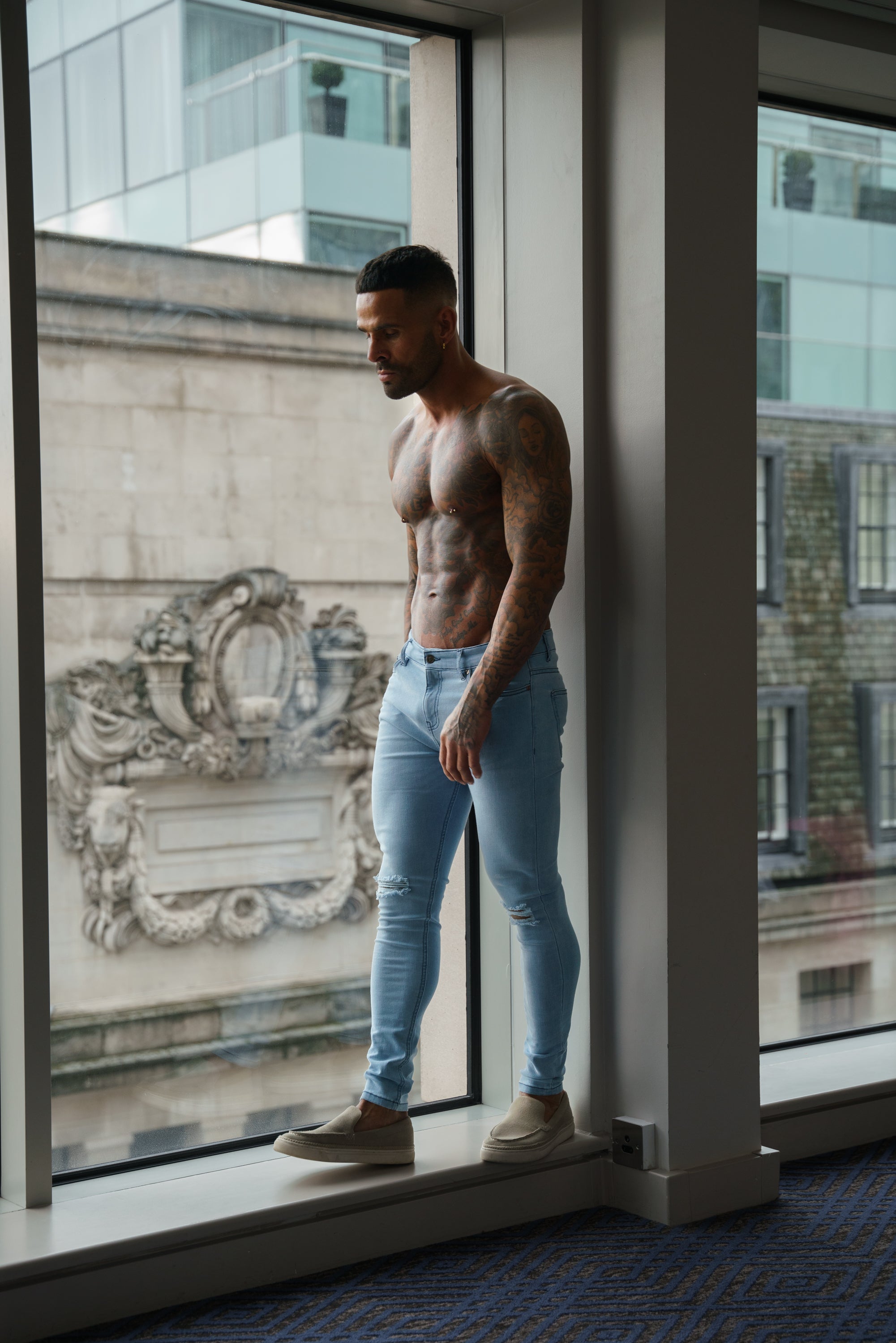 Ultra Stretch Mid Blue Slim Jeans Bleached with Knee Rips - FSJEAN012