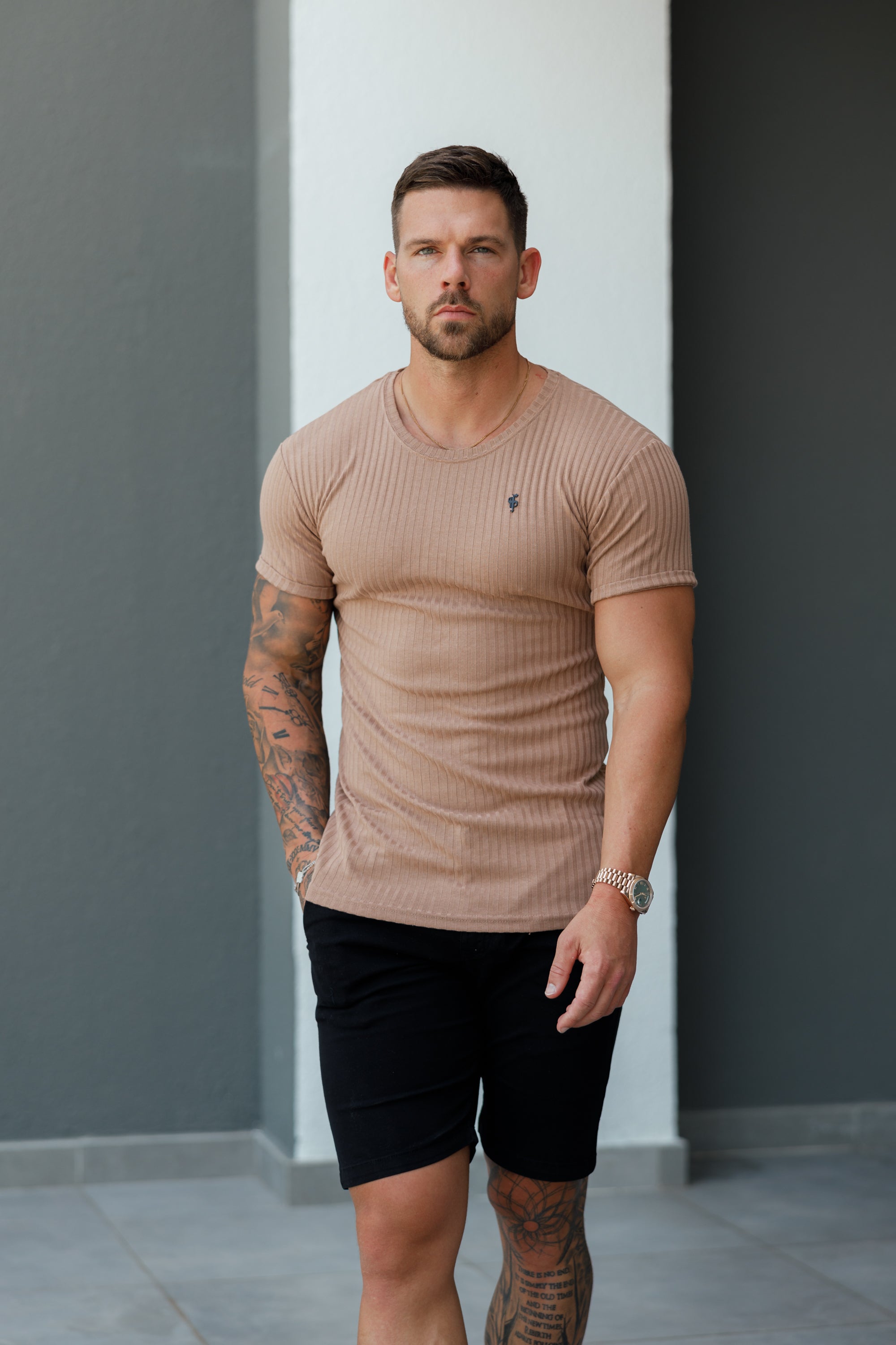 Classic Coffee / Black Ribbed Knit Super Slim Short Sleeve Crew T-Shirt - FSH1090