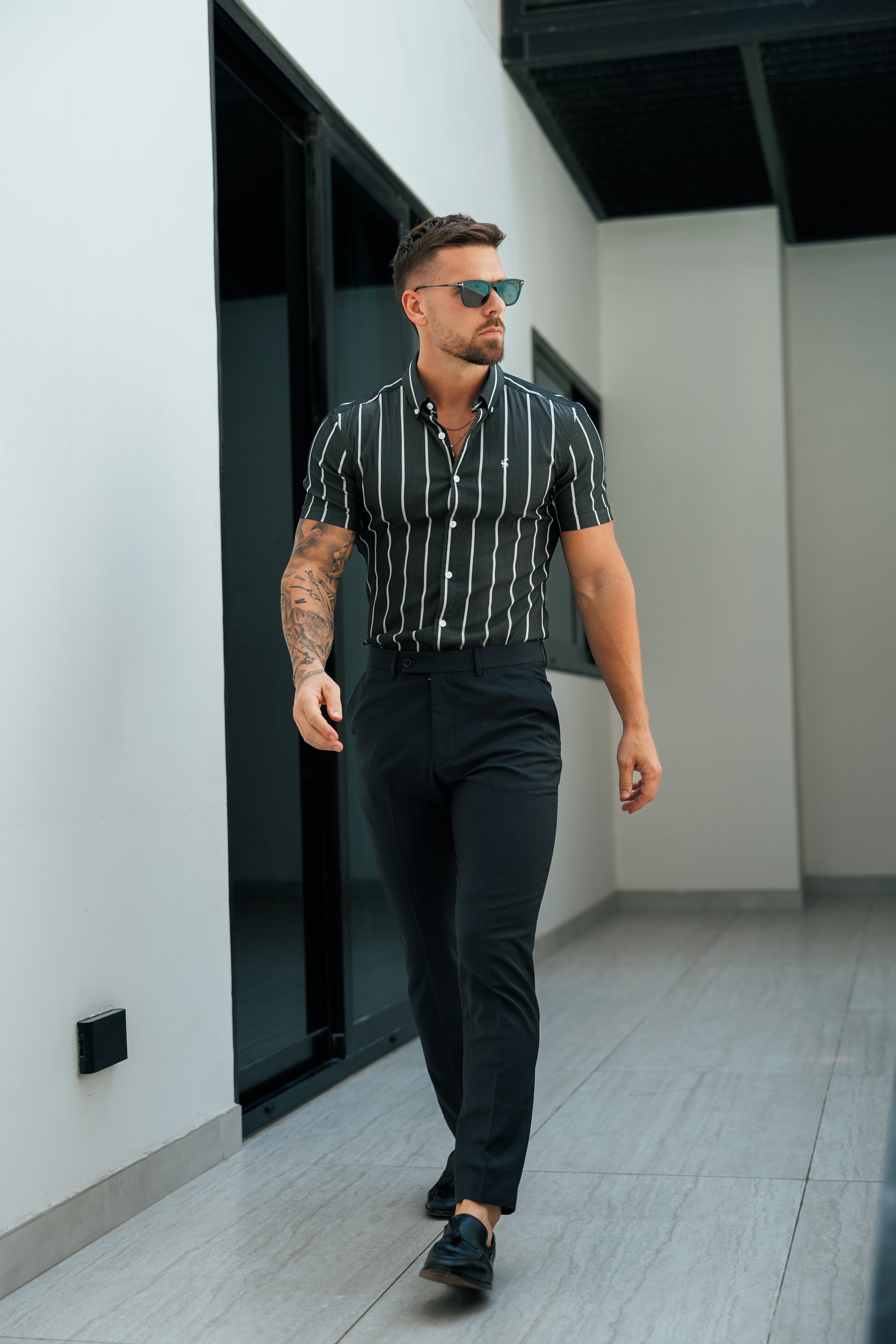 Super Slim Stretch Charcoal / White Printed Wide Stripe Short Sleeve with Button Down Collar - FS1227