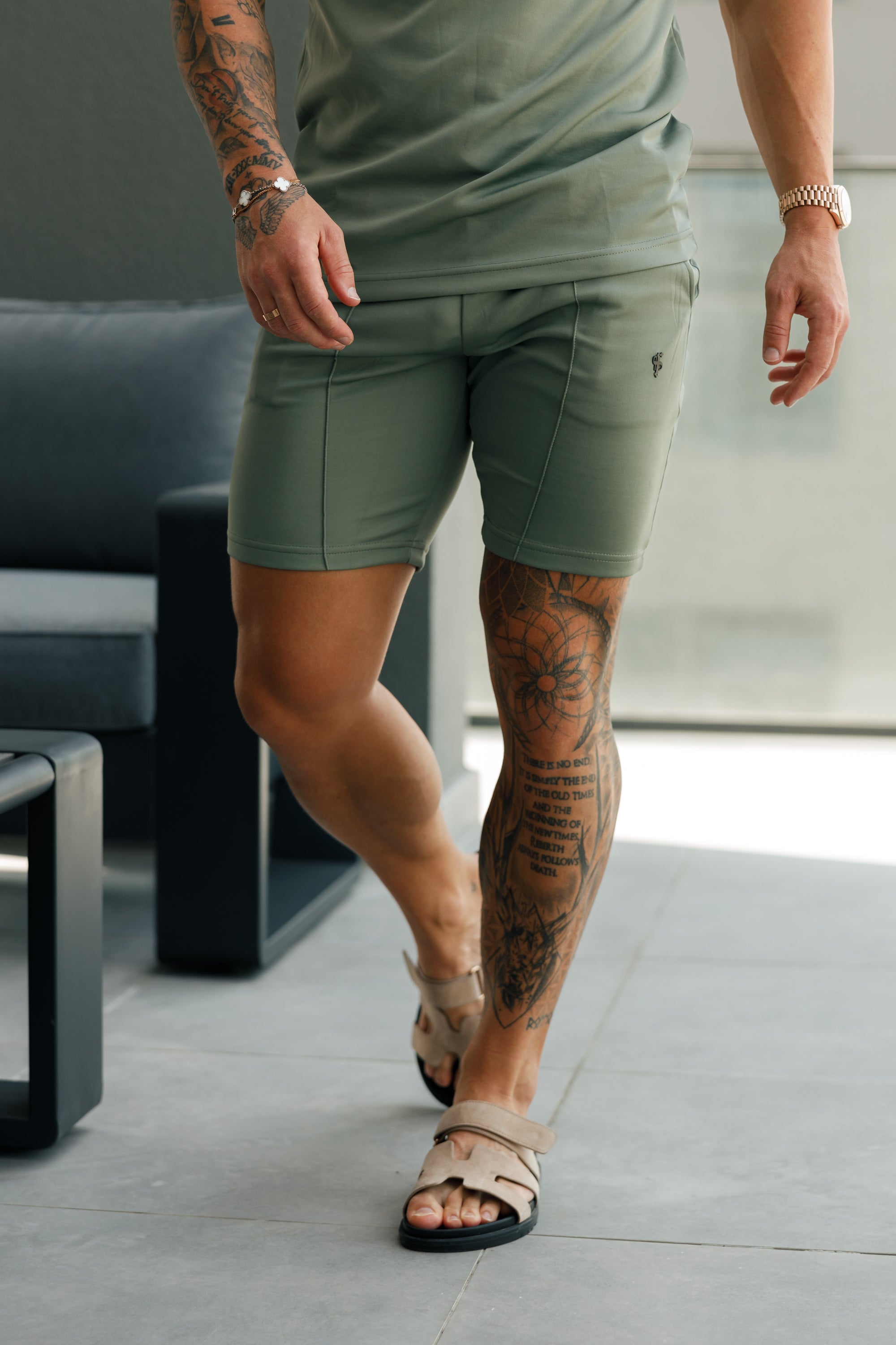 Scuba Olive / Black Elasticated Drawstring Pintuck Shorts - FSH1113