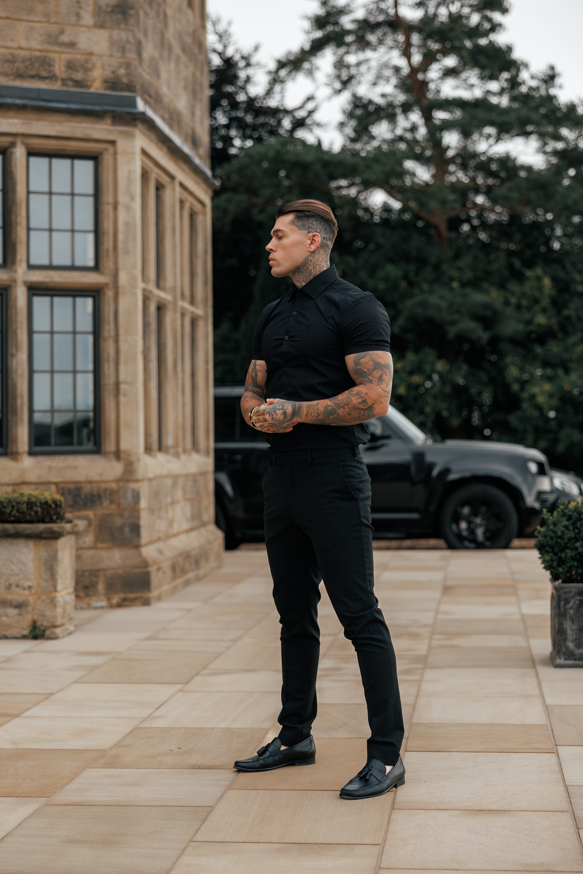 Muscle Fit Advanced Stretch Black Short Sleeve with Cutaway Collar  - FS1159