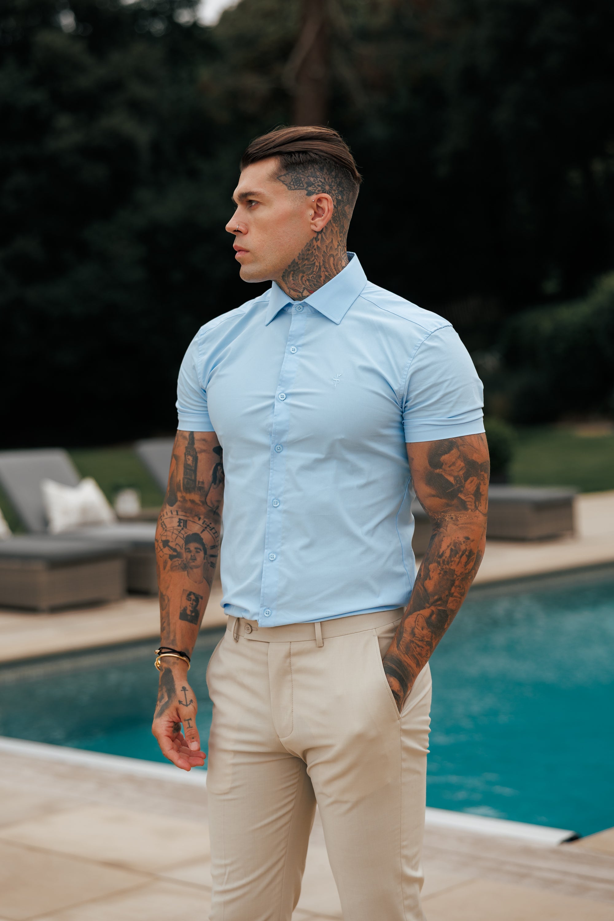 Muscle Fit Advanced Stretch Powder Blue Short Sleeve with Cutaway Collar  - FS1162