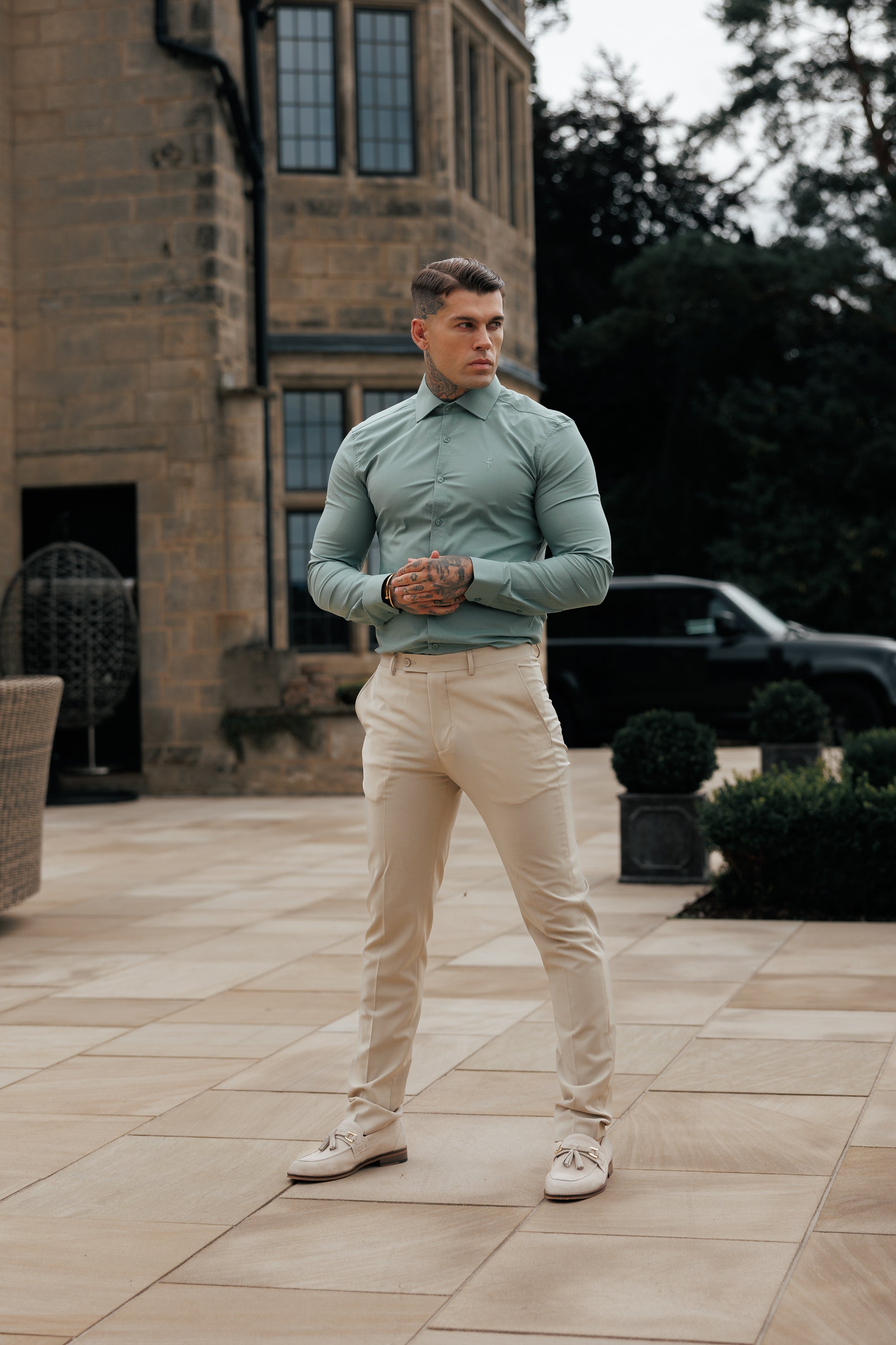 Muscle Fit Advanced Stretch Khaki with Cutaway Collar  - FS1200