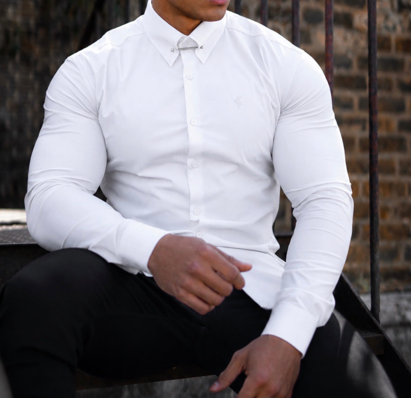 Muscle Fit Advanced Stretch White Shirt with Silver Pin Collar - FS1252
