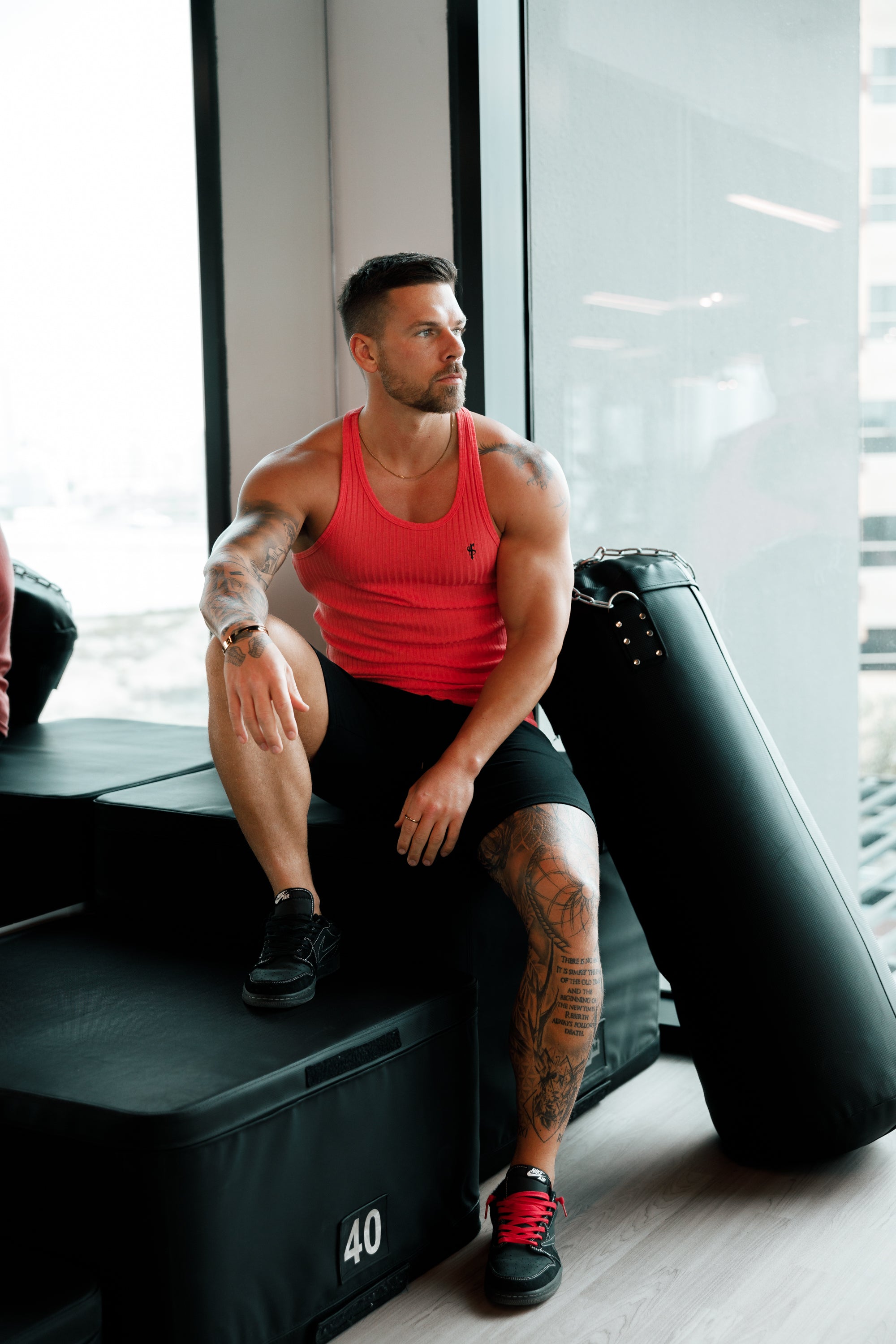 Classic Coral / Black Ribbed Knit Super Slim Vest - FSH1023