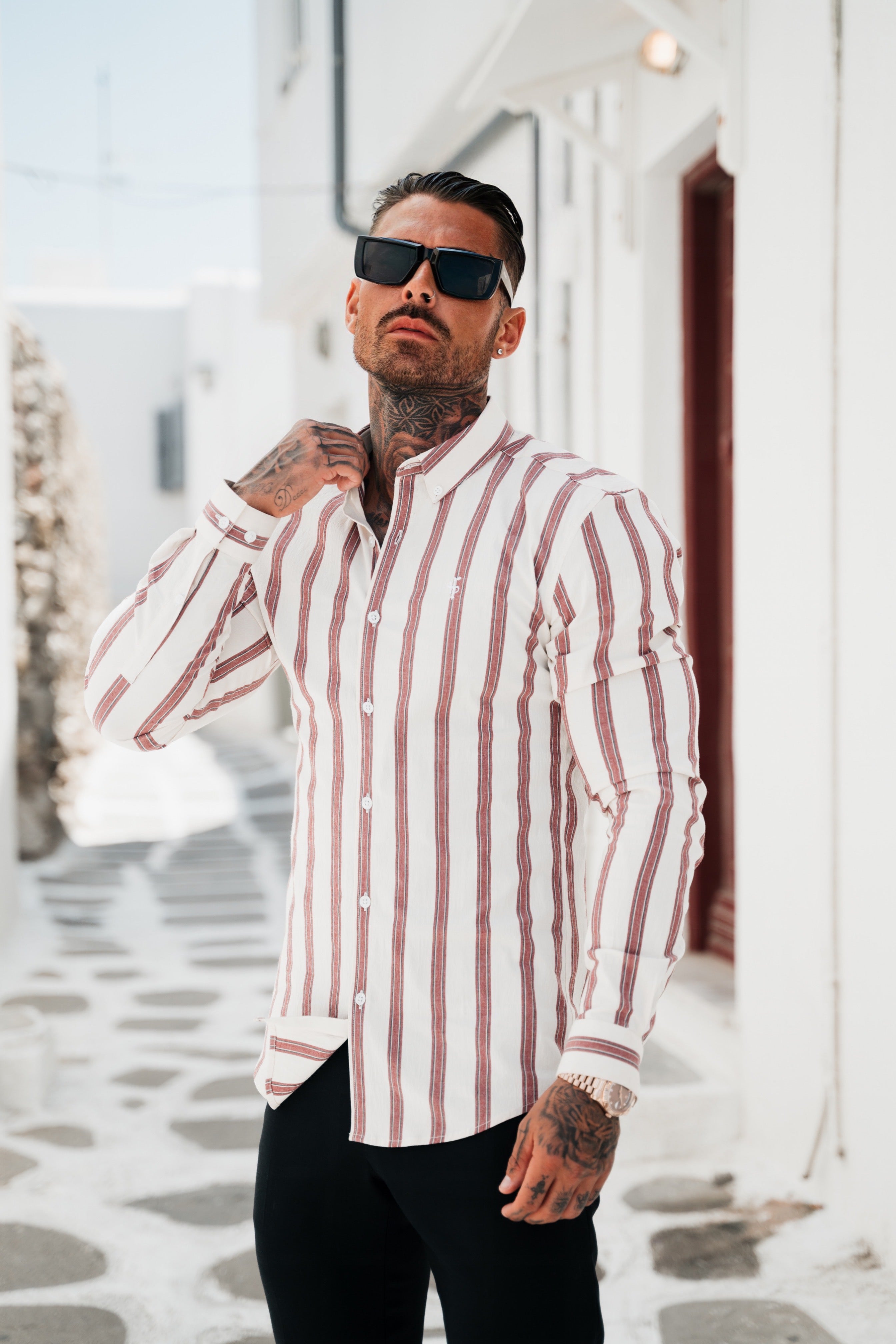 Super Slim Stretch Off White / Burgundy Woven Stripe Long Sleeve Sleeve with Button Down Collar - FS973