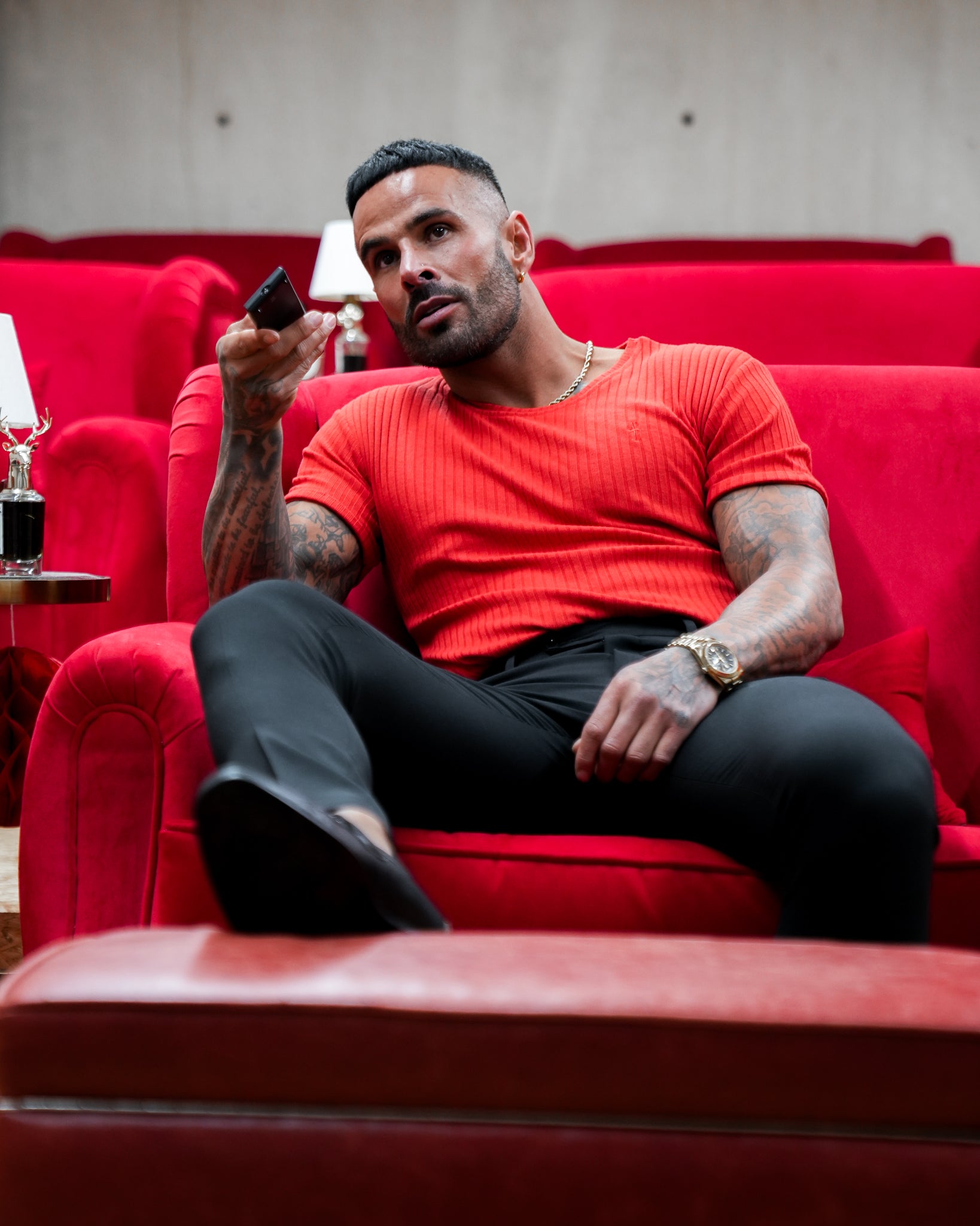 Classic Postbox Red Ribbed Knit Super Slim Short Sleeve Crew - FSH1164