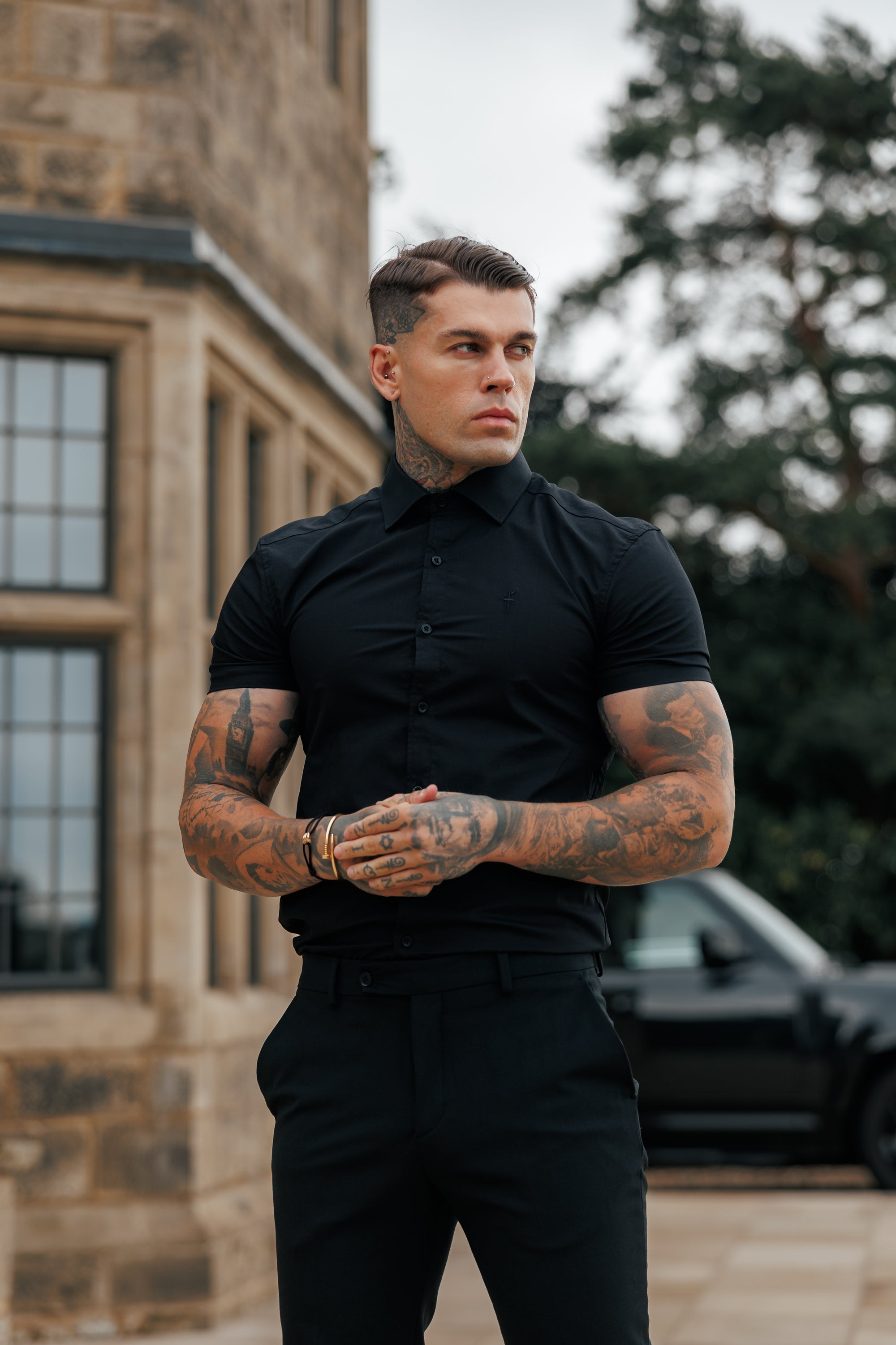 Muscle Fit Advanced Stretch Black Short Sleeve with Cutaway Collar  - FS1159