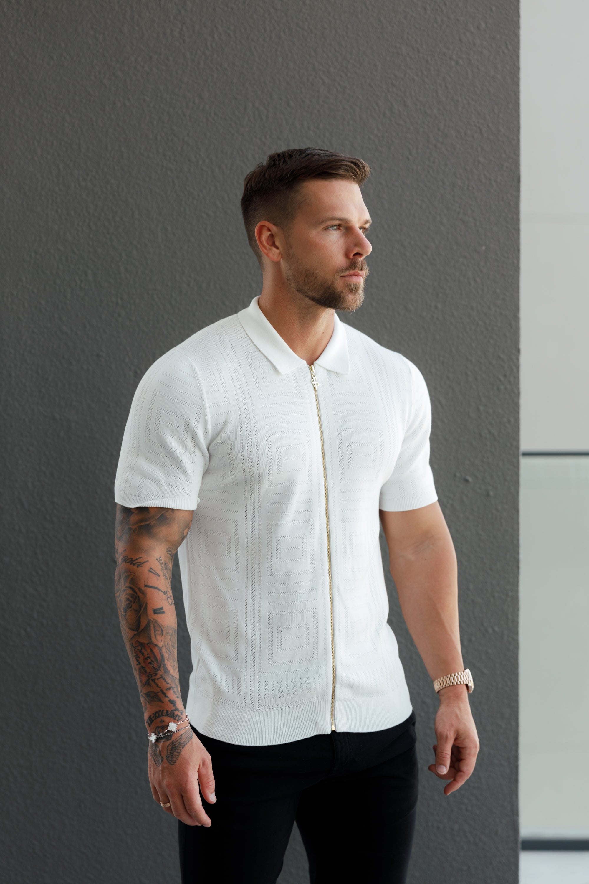 Classic Knitted Geo Design With Full Length Zip Off White Short Sleeve - FSN148