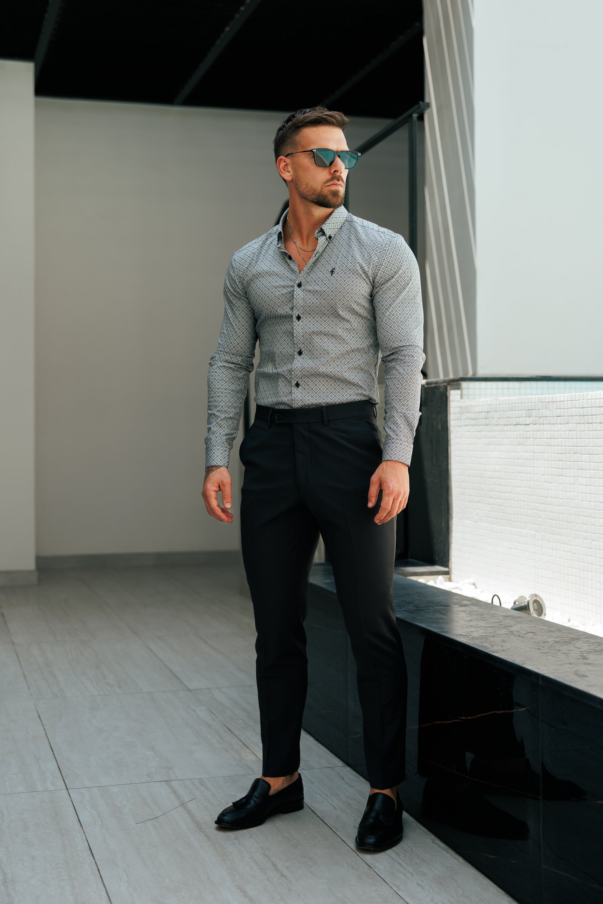 Super Slim Stretch Black / White Diamond Print Long Sleeve with Button Down Collar - FS1226