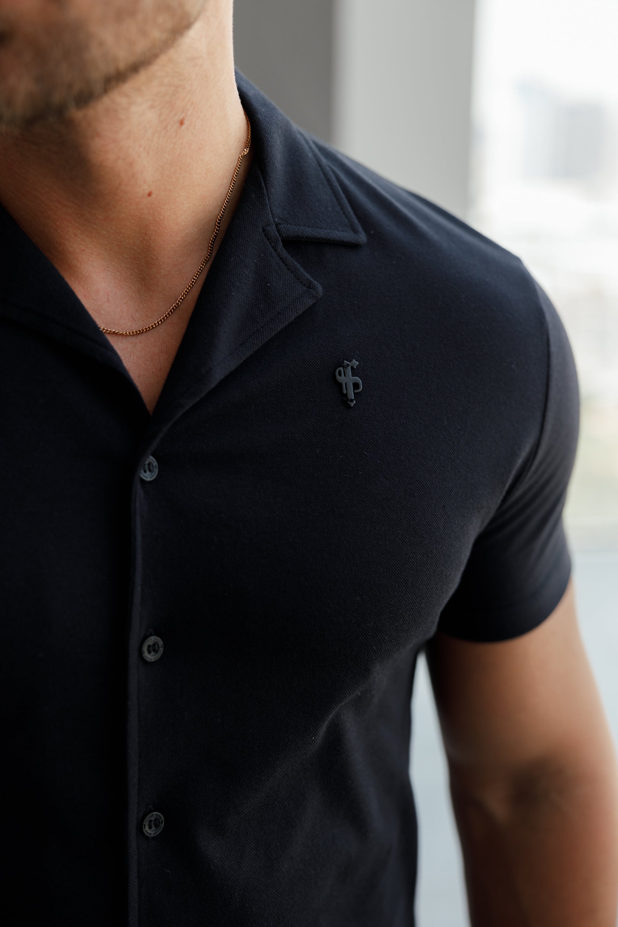 Stretch Black Pique Revere Shirt Short Sleeve - FSH1067