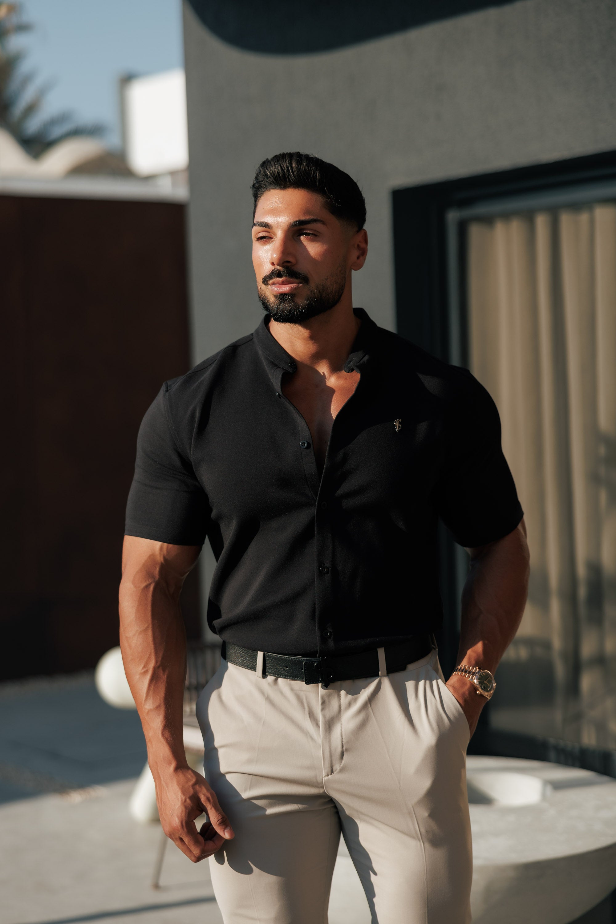 Classic Stretch Black with Grandad Collar and Decal SS - FS1076