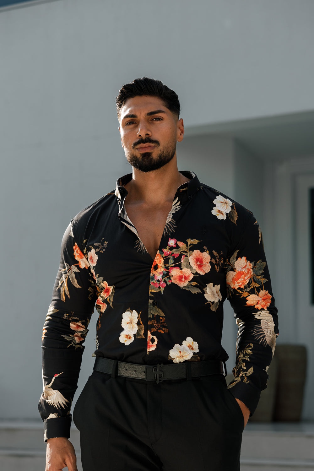 Super Slim Stretch Black Crane Print Long Sleeve with Button Down Coll