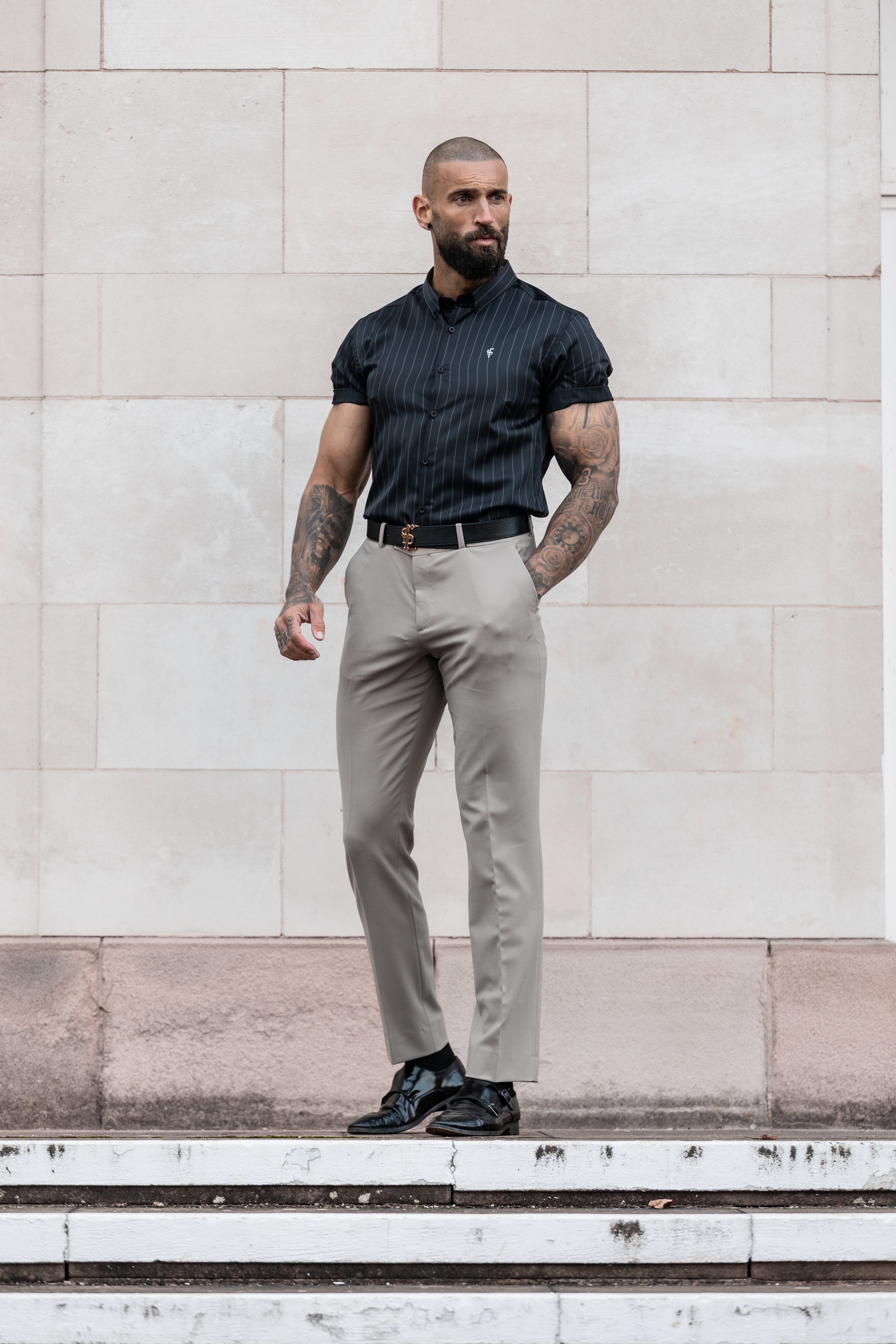 Classic Black / Grey Woven Sateen Stripe Short Sleeve - FS992