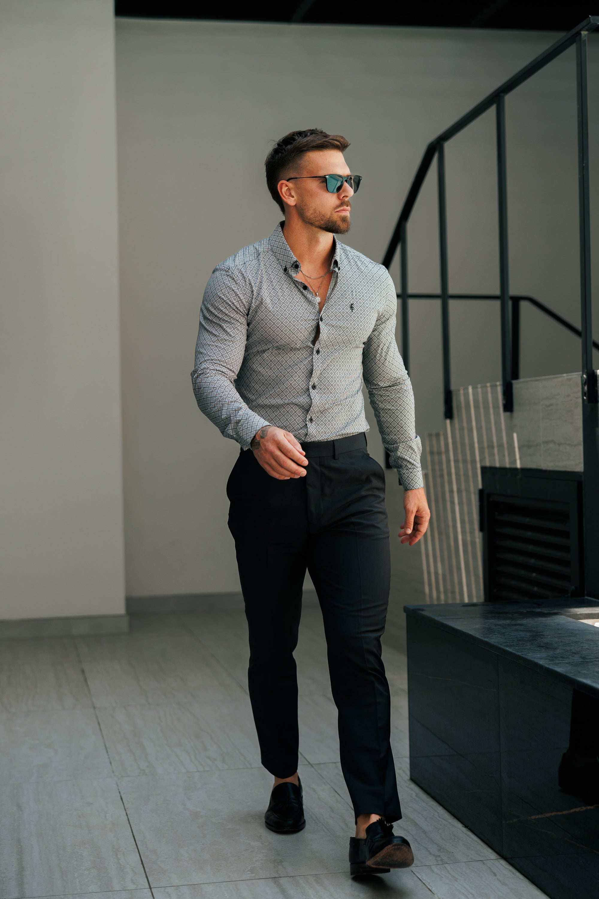 Super Slim Stretch Black / White Diamond Print Long Sleeve with Button Down Collar - FS1226