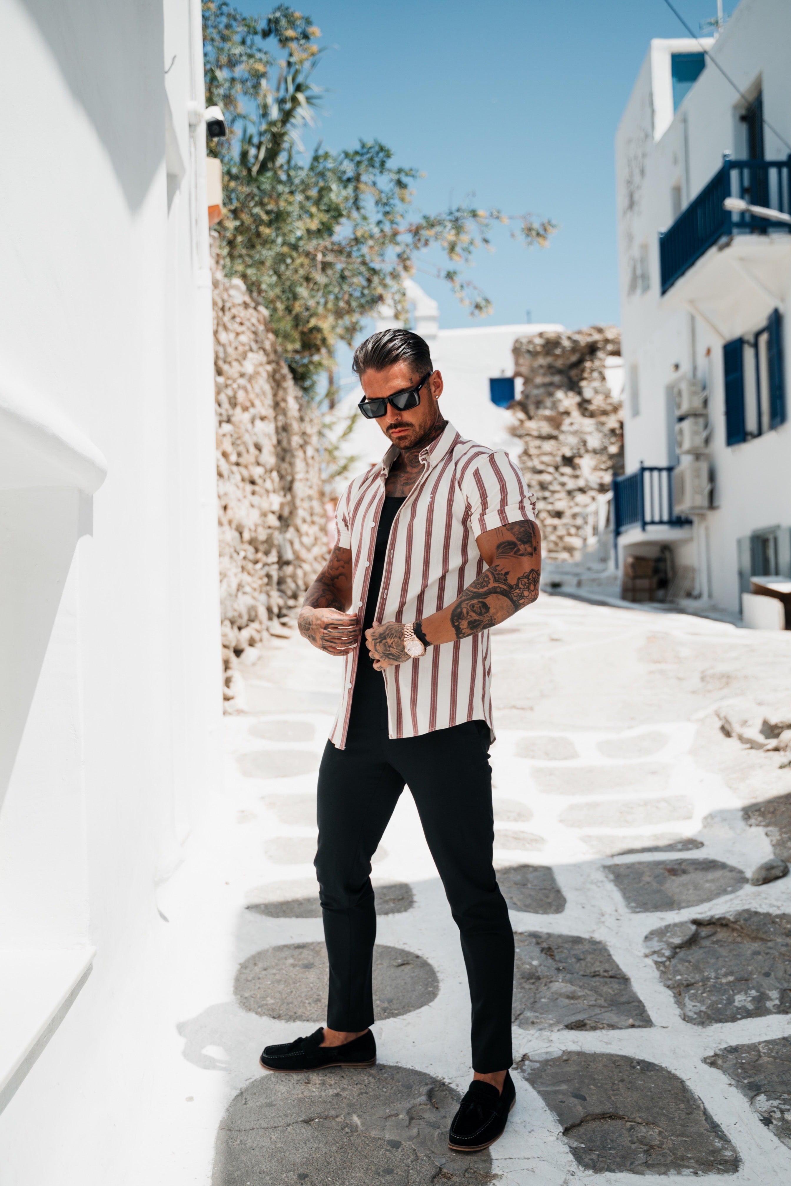 Super Slim Stretch Off White / Burgundy Woven Stripe Short Sleeve with Button Down Collar - FS972