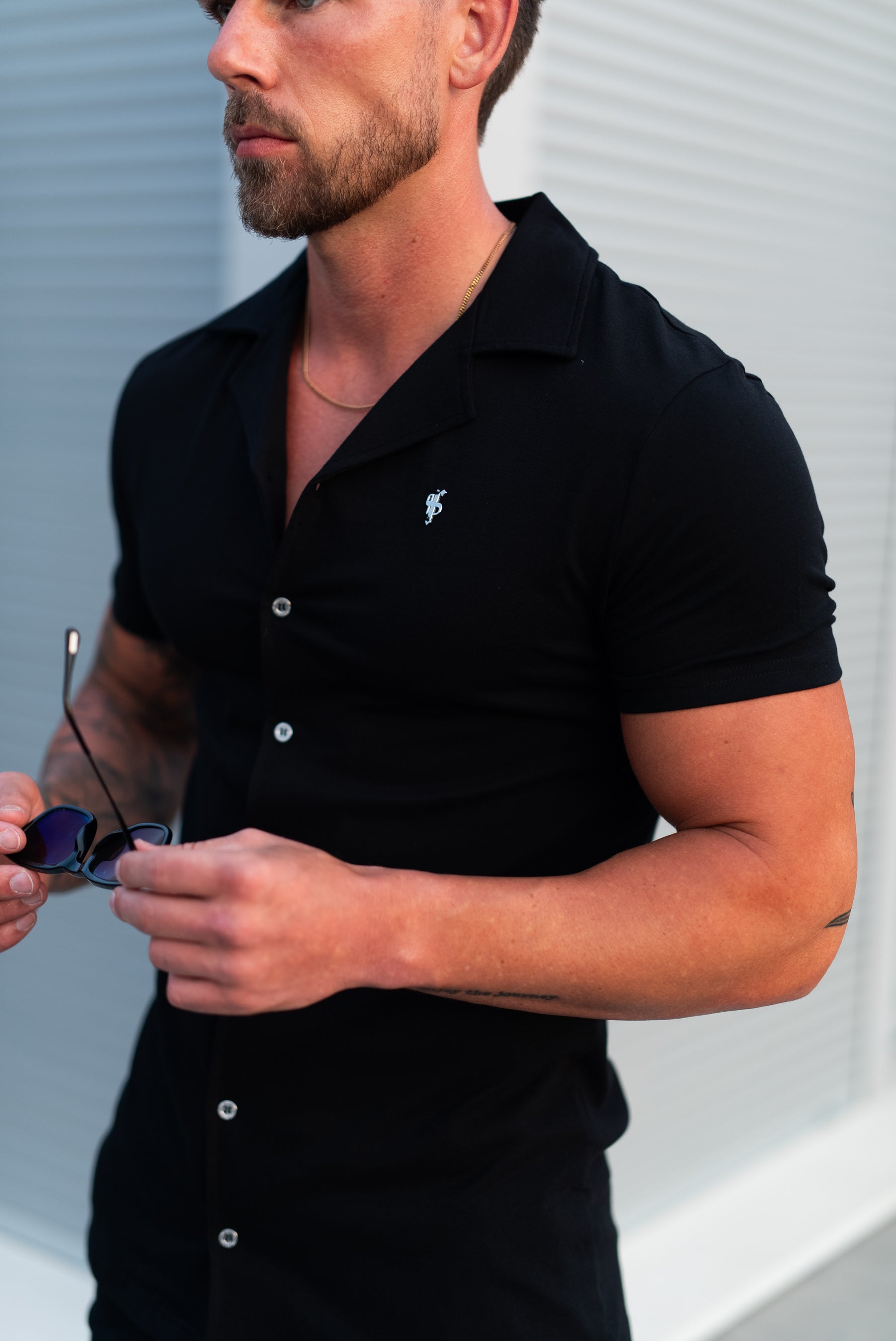 Stretch Black / Silver Pique Revere Shirt Short Sleeve - FSH1355