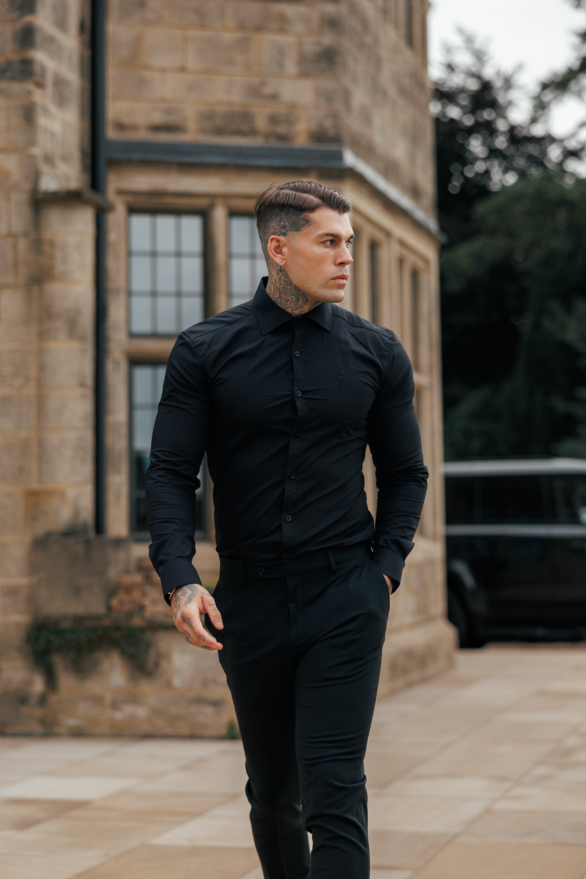 Muscle Fit Advanced Stretch Black Cutaway Collar Shirt  - FS1164