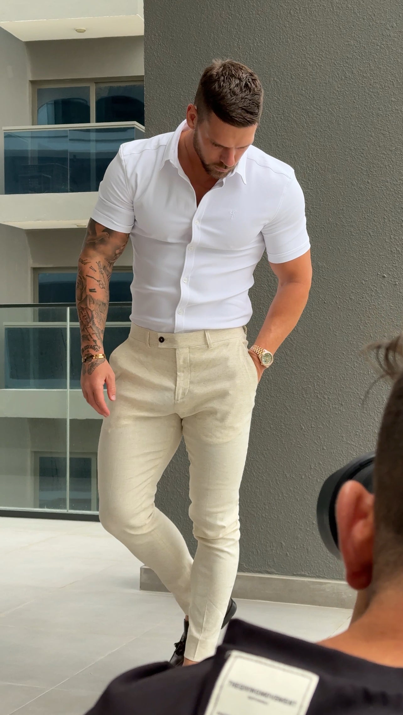 Super Slim Scuba White Short Sleeve Stretch with Back Box Pleat and Side Seam Detail - FS943