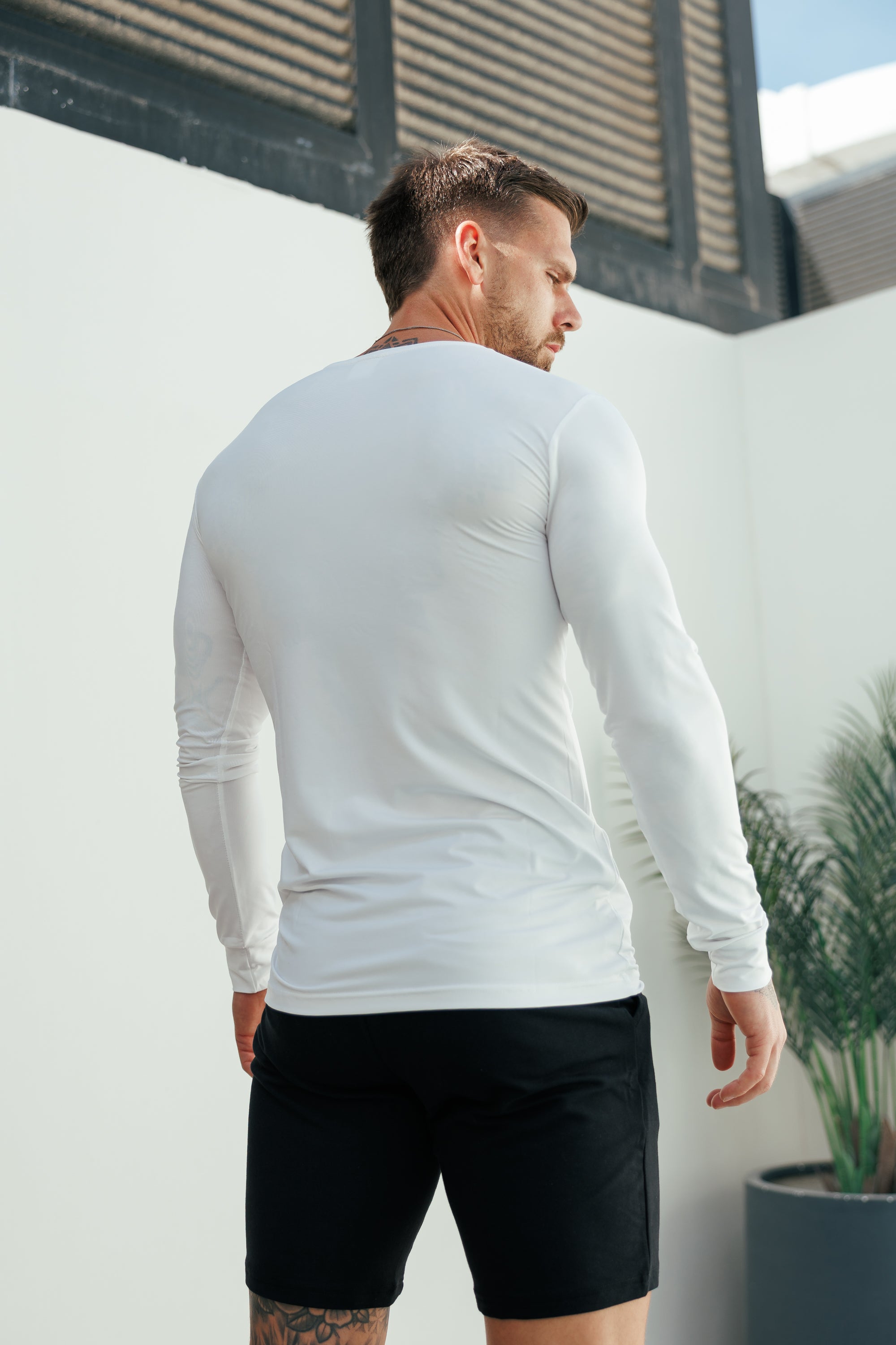 Muscle Fit Long Sleeve White Tonal Gym Crew Top - FSH885