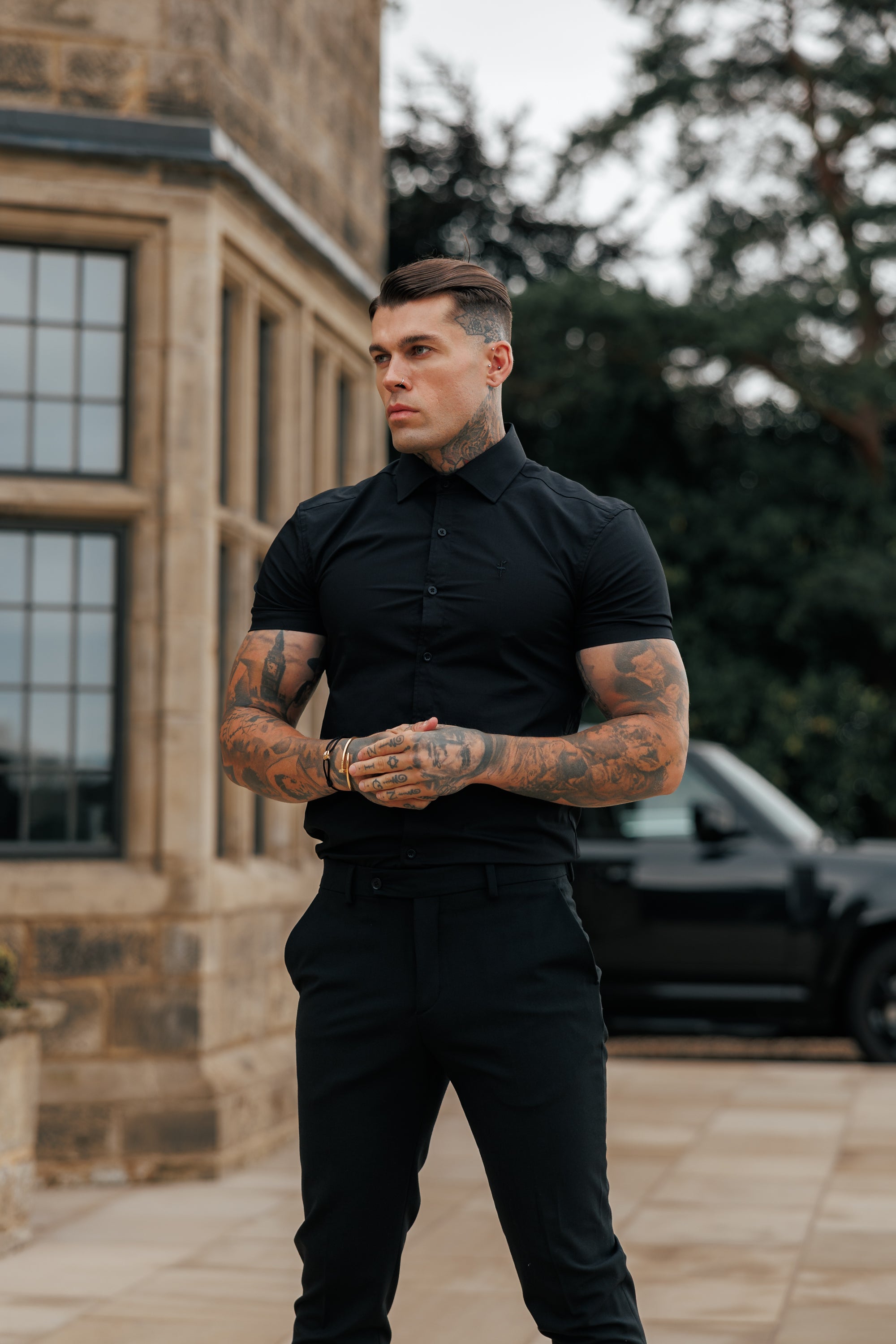 Muscle Fit Advanced Stretch Black Short Sleeve with Cutaway Collar  - FS1159