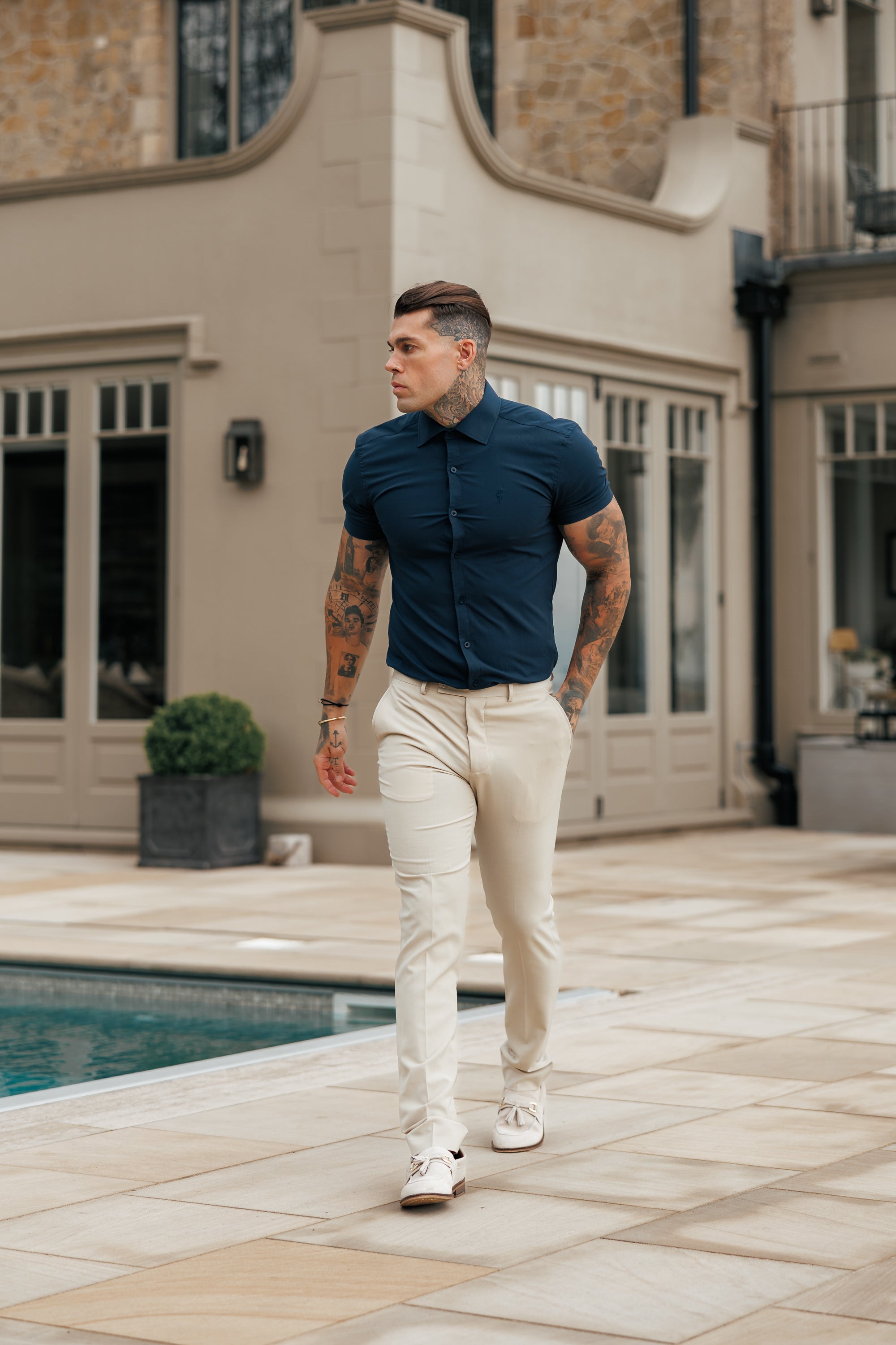 Muscle Fit Advanced Stretch Navy Short Sleeve with Cutaway Collar - FS1163