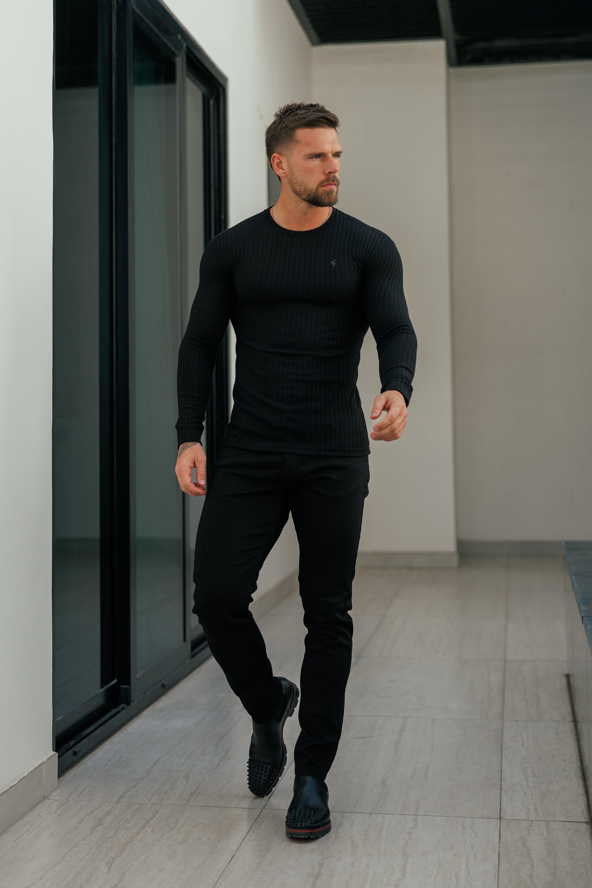 Super Slim Black Ribbed Knit Jumper With Black Metal Emblem - FSH1443