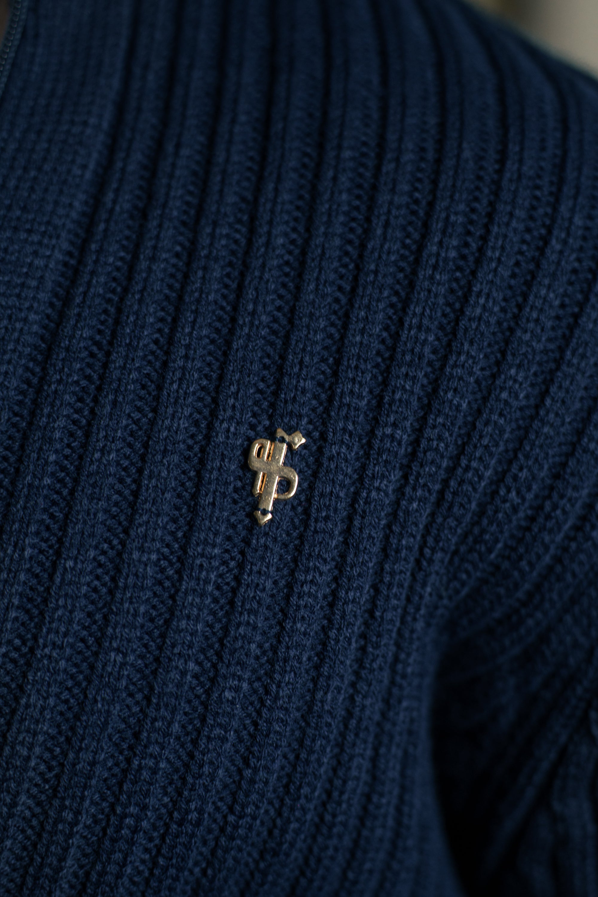 Chunky Navy Splash Ribbed Zipped Cardigan with Gold Emblem- FSJ098