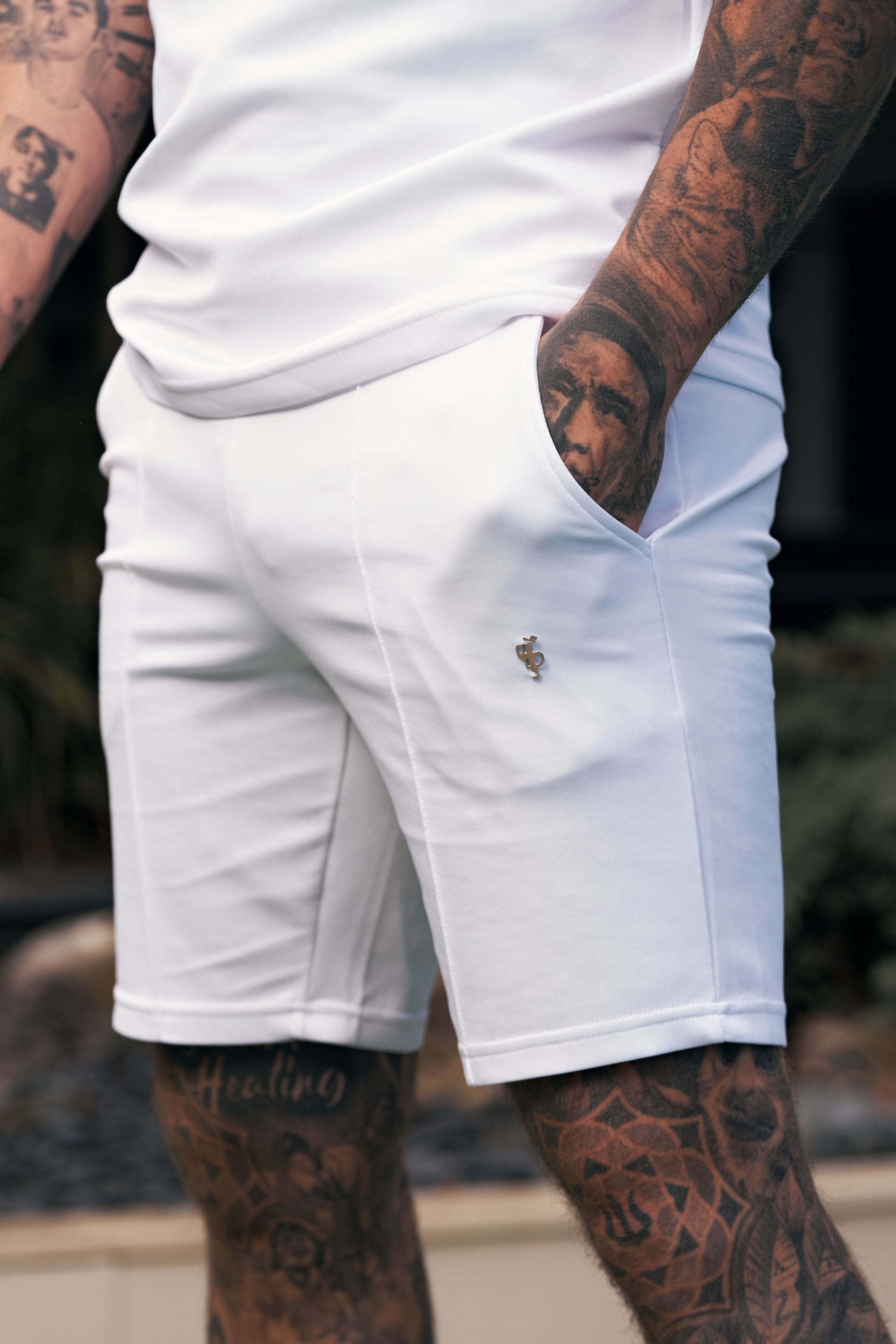 Scuba White / Silver Elasticated Drawstring Pintuck Shorts - FSH1042