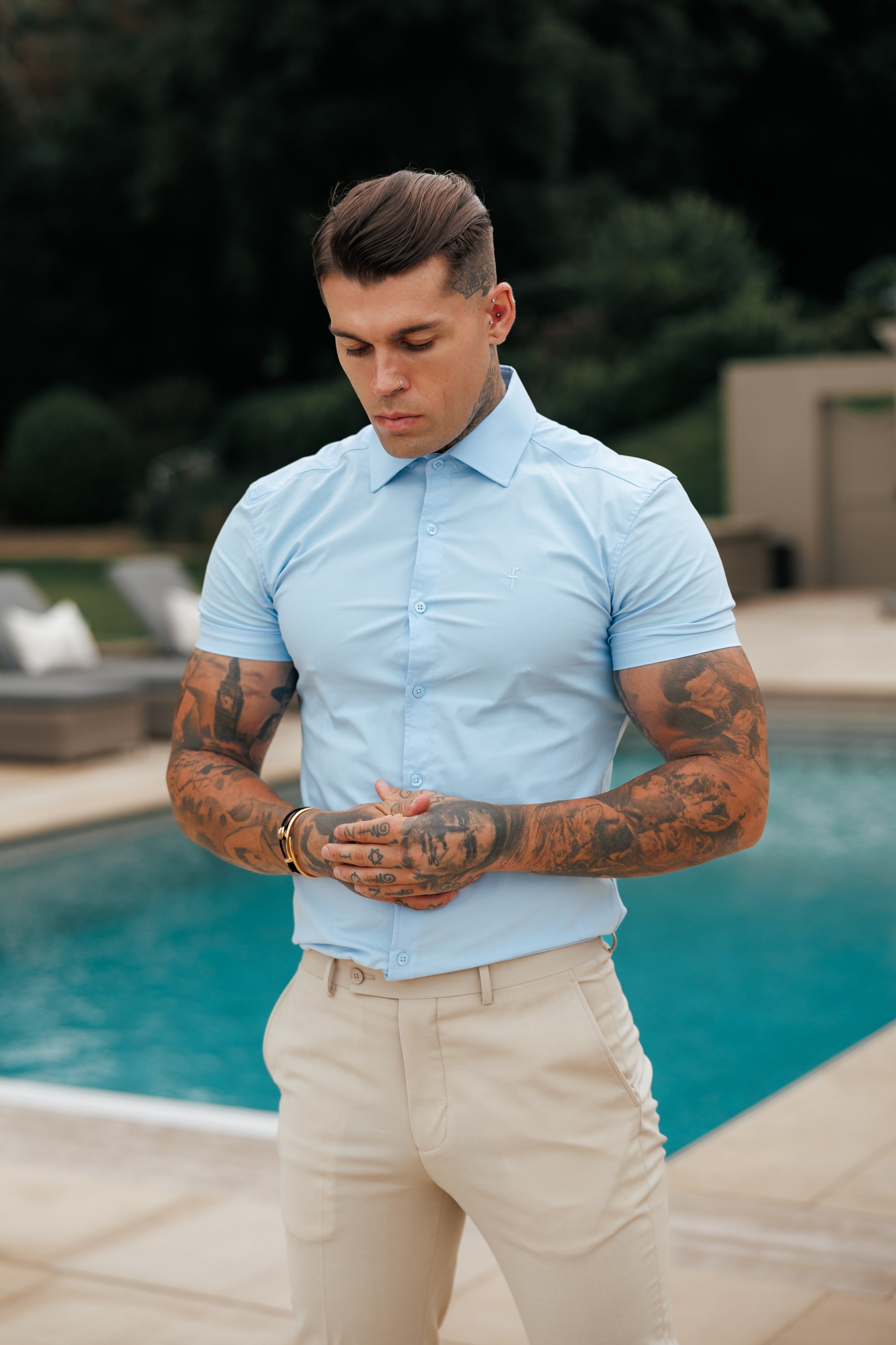 Muscle Fit Advanced Stretch Powder Blue Short Sleeve with Cutaway Collar  - FS1162