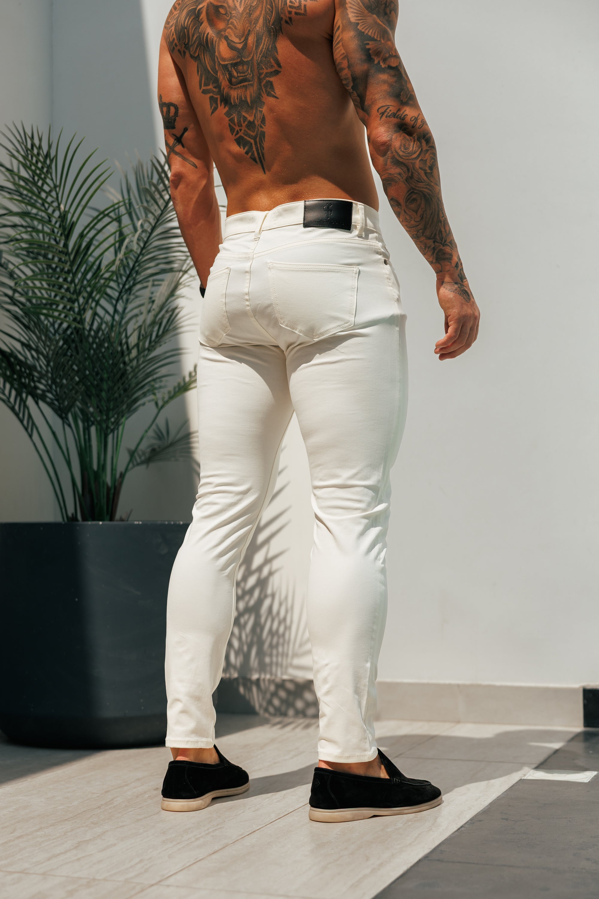 Ultra Stretch Cream Relaxed Jeans - FSJEAN009