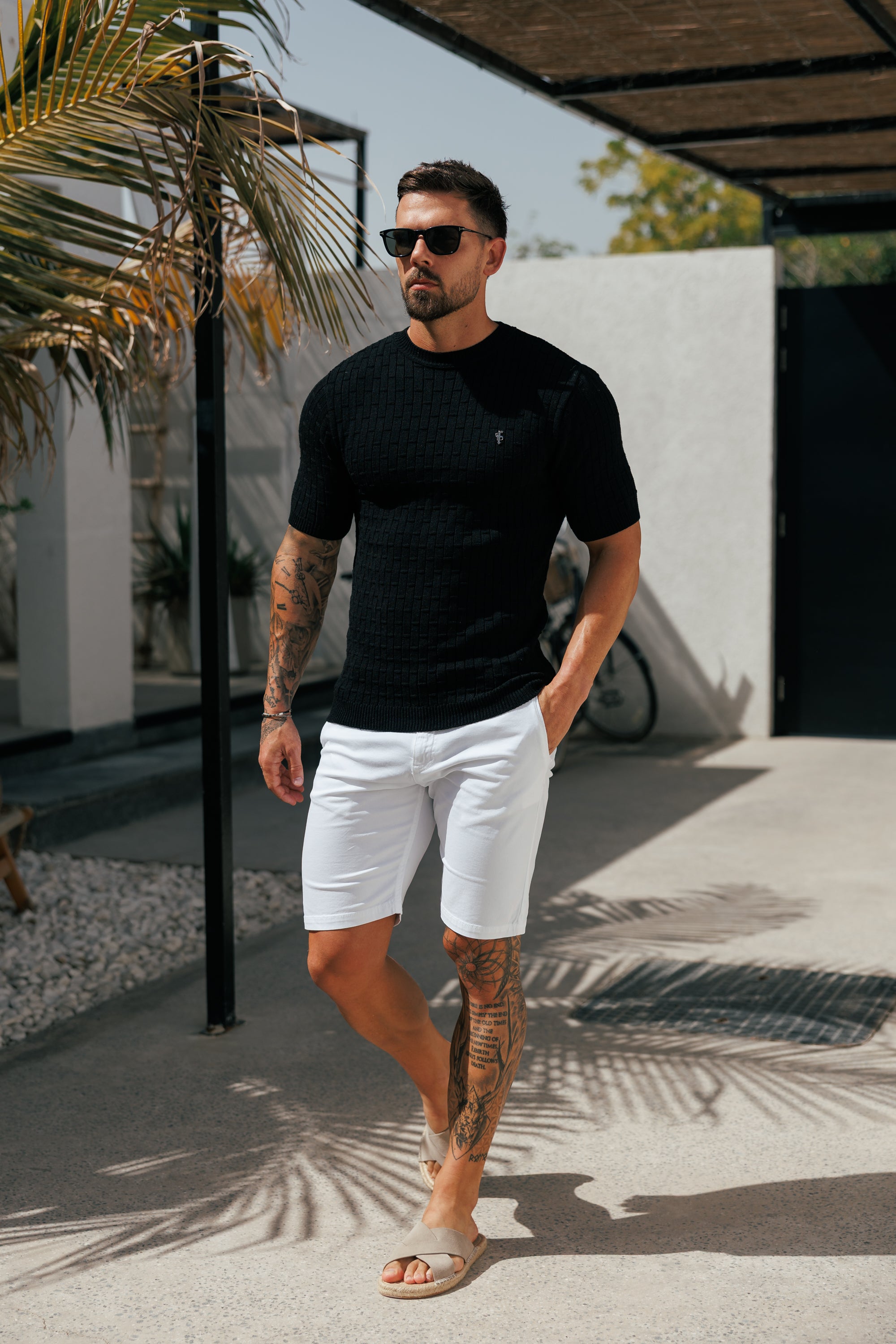 Black Viscose Knitted Short Sleeve T-Shirt - FSJ162