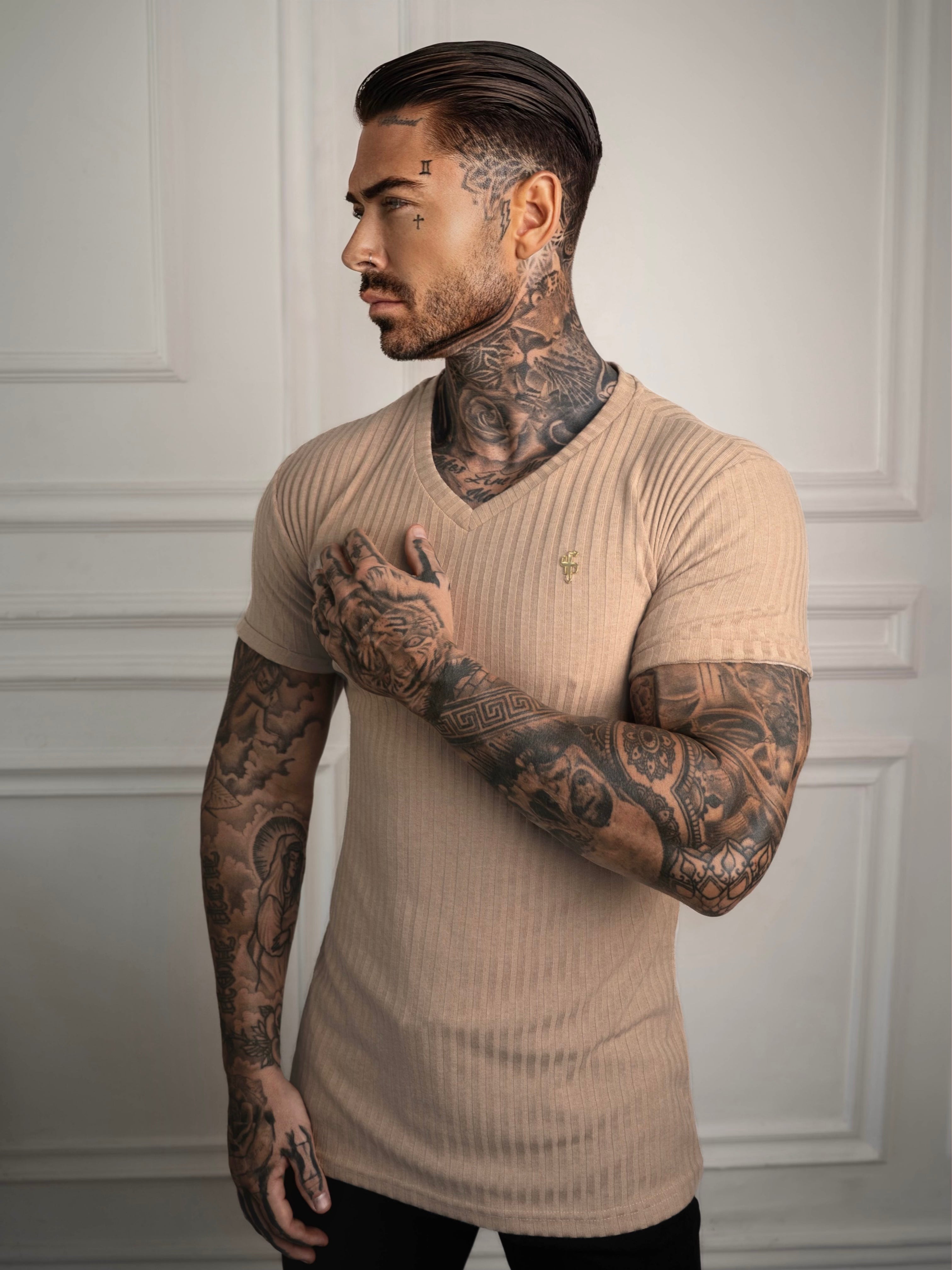 Super Slim Beige / Gold V Neck Ribbed Crew - FSH1366