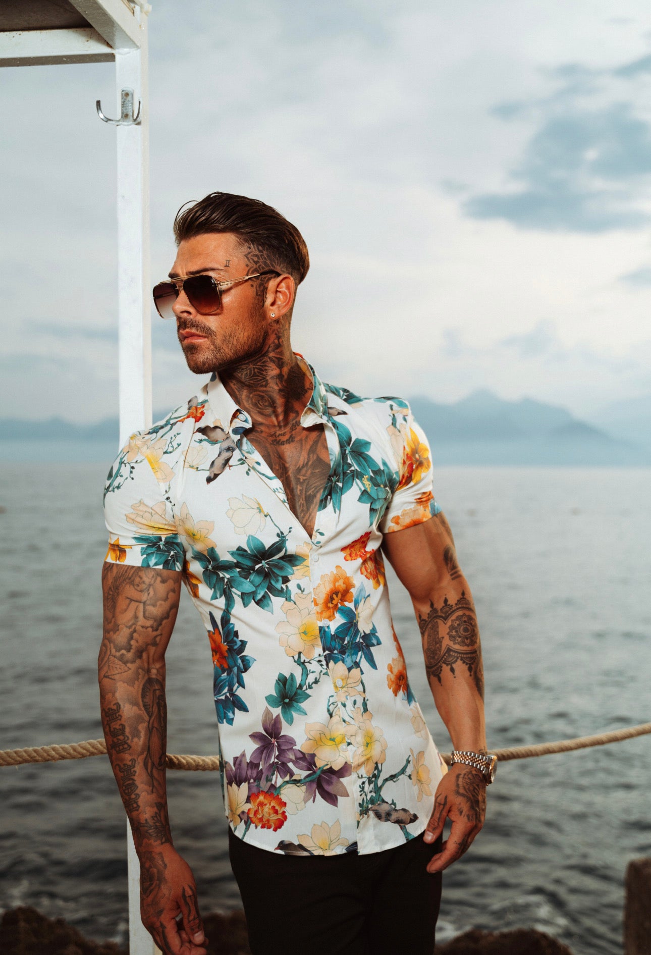 Super Slim Stretch Ecru with Vibrant Floral Print Short Sleeve with Button Down Collar - FS865