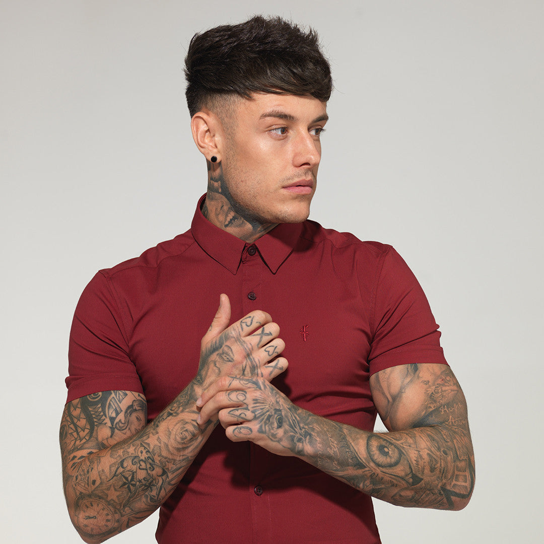 Super Slim Stretch Classic Oxblood Red Short Sleeve - FS180