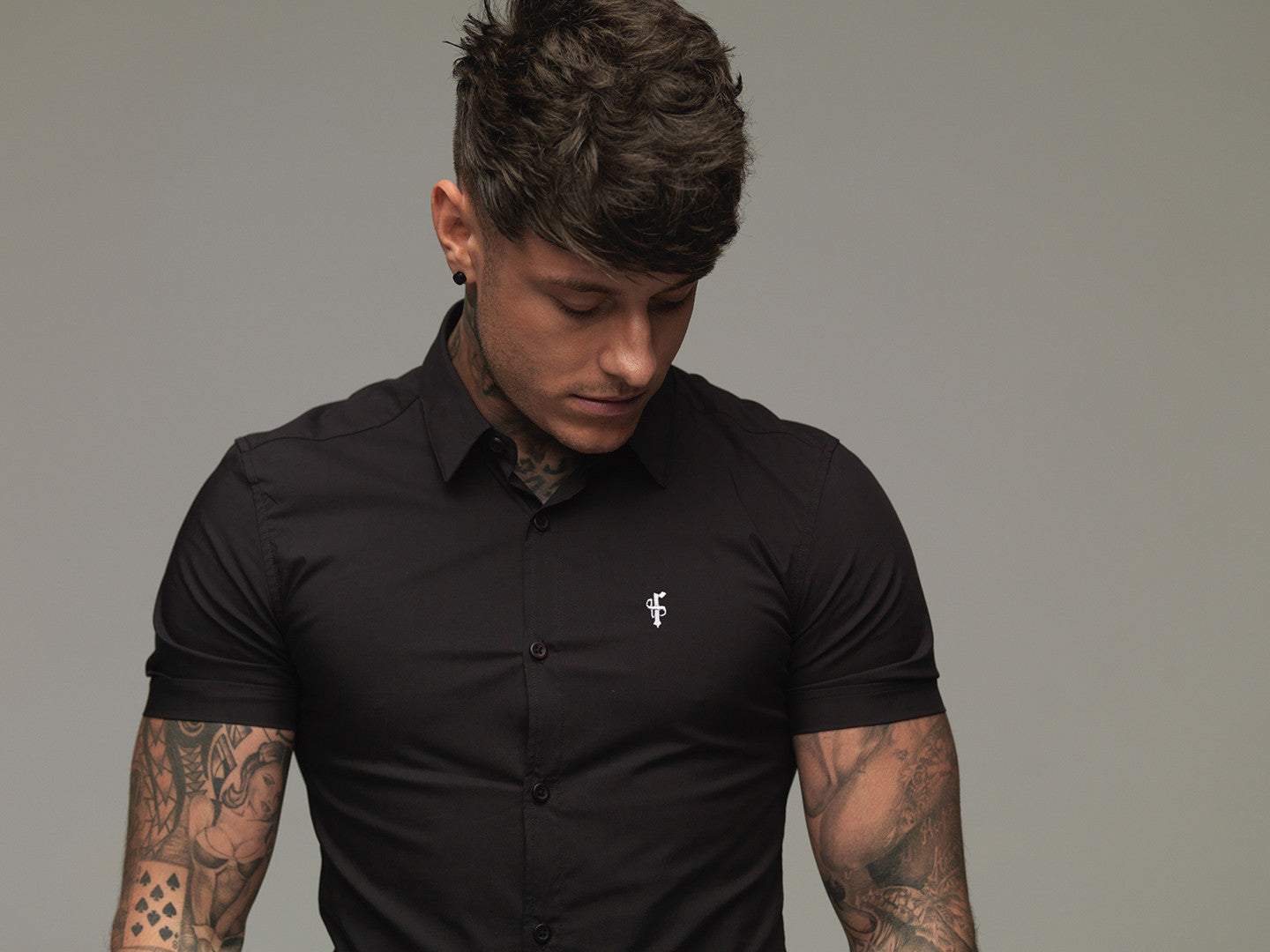 Super Slim Stretch Classic Black Short Sleeve - FS127