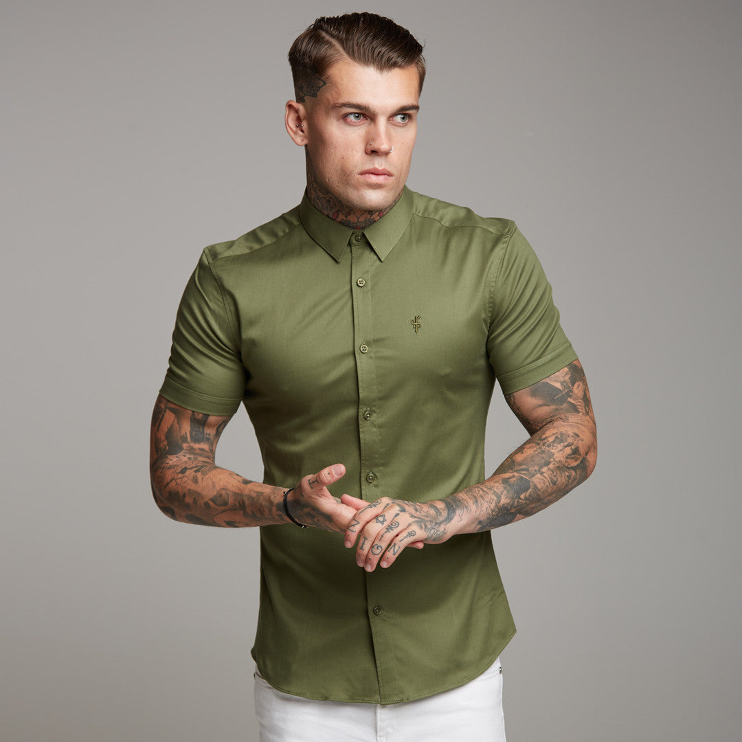 Super Slim Luxe Ultra Stretch Classic Khaki Short Sleeve -  FS338