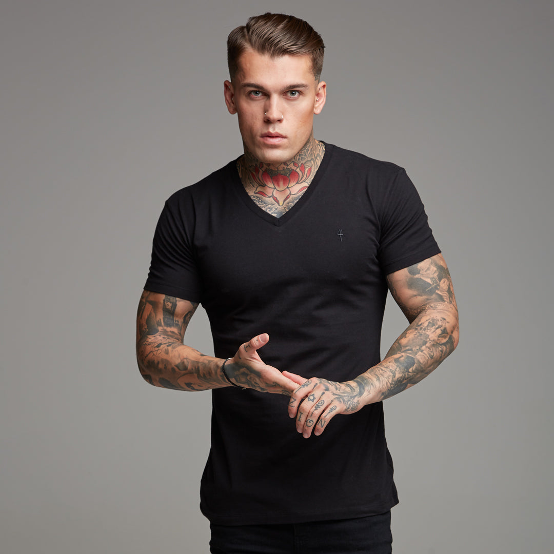 Classic Black V Neck - FSH190