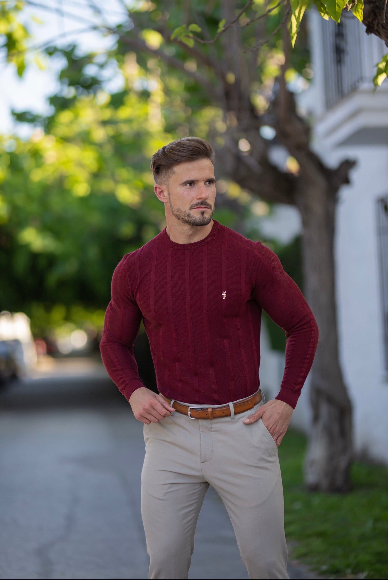 Classic Long Sleeve Burgundy Knitted Wide Rib Crew with Gold Emblem - FSH602