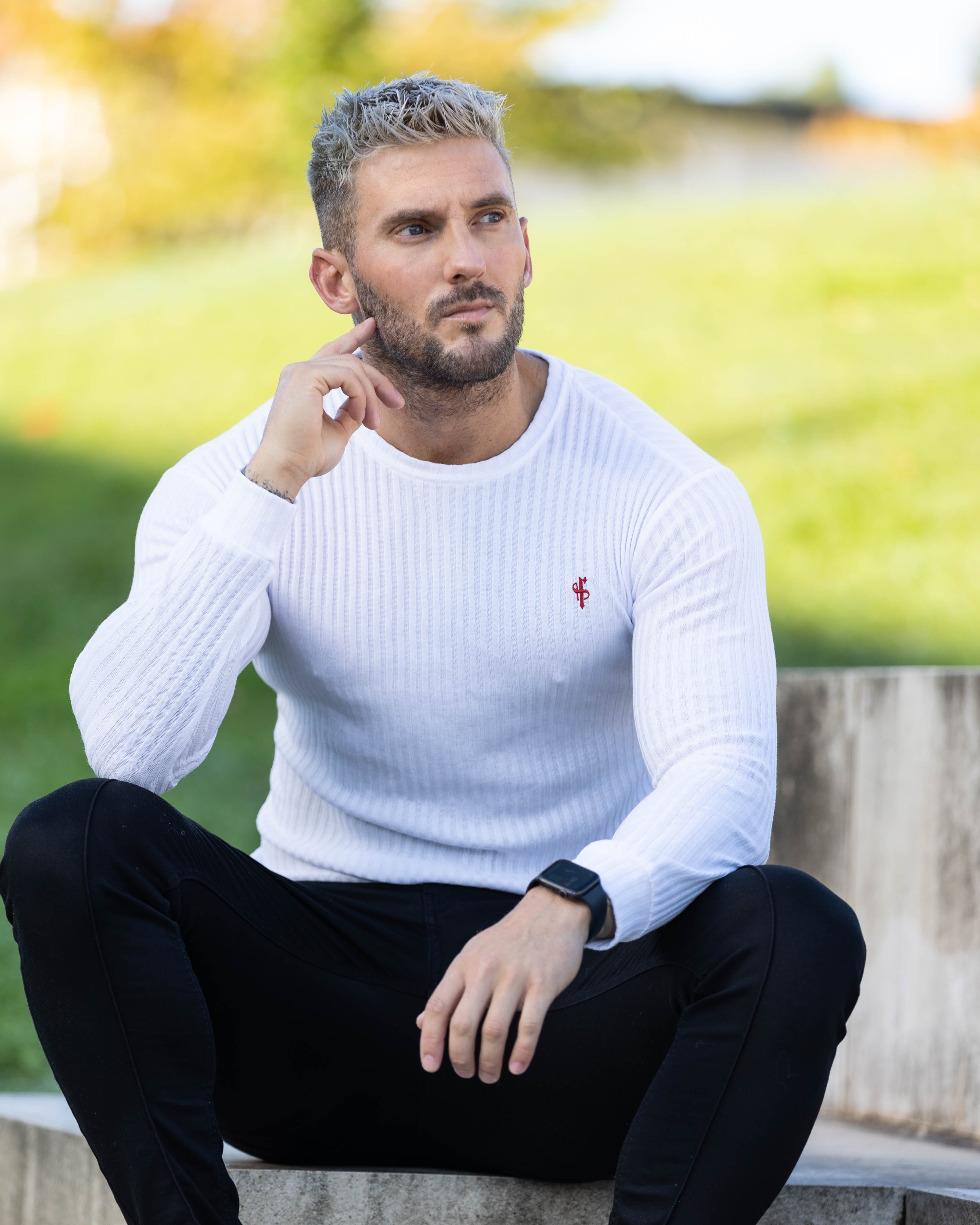 Classic White / Red Ribbed Knit Super Slim Crew - FSH771