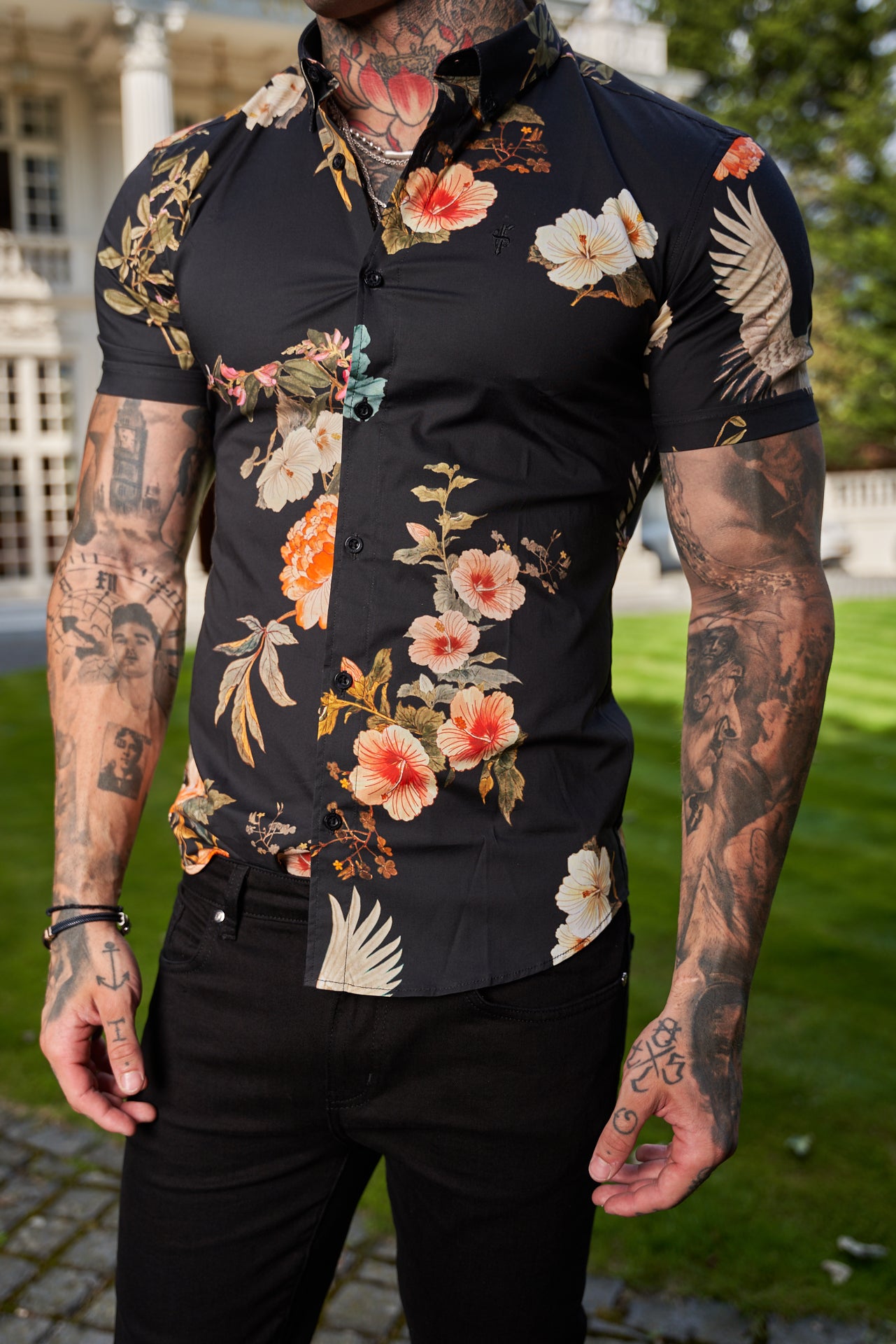 Super Slim Stretch Black Crane Print Short Sleeve with Button Down Collar - FS768