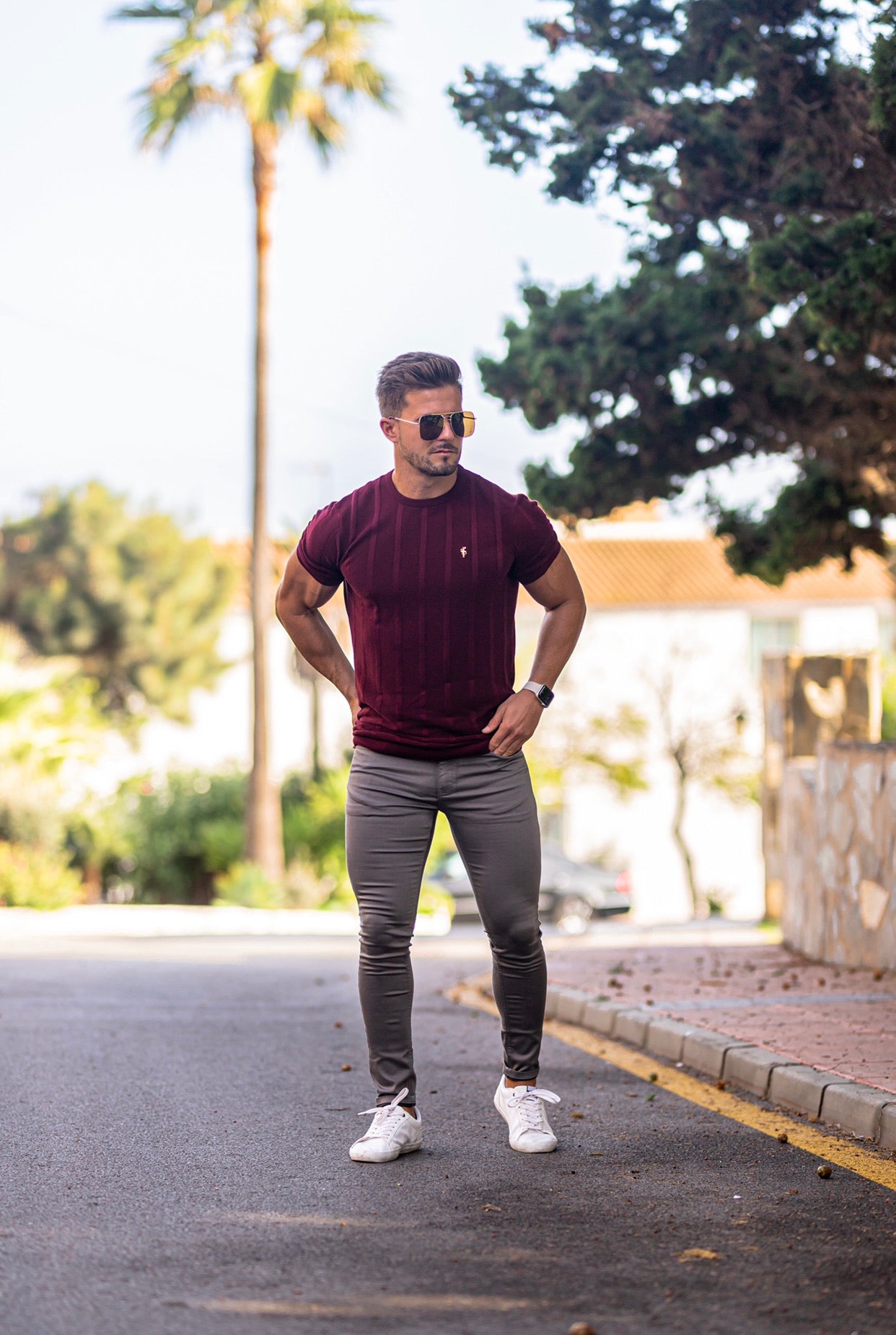 Classic Short Sleeve Burgundy Knitted Wide Rib Crew with Gold Emblem - FSH563
